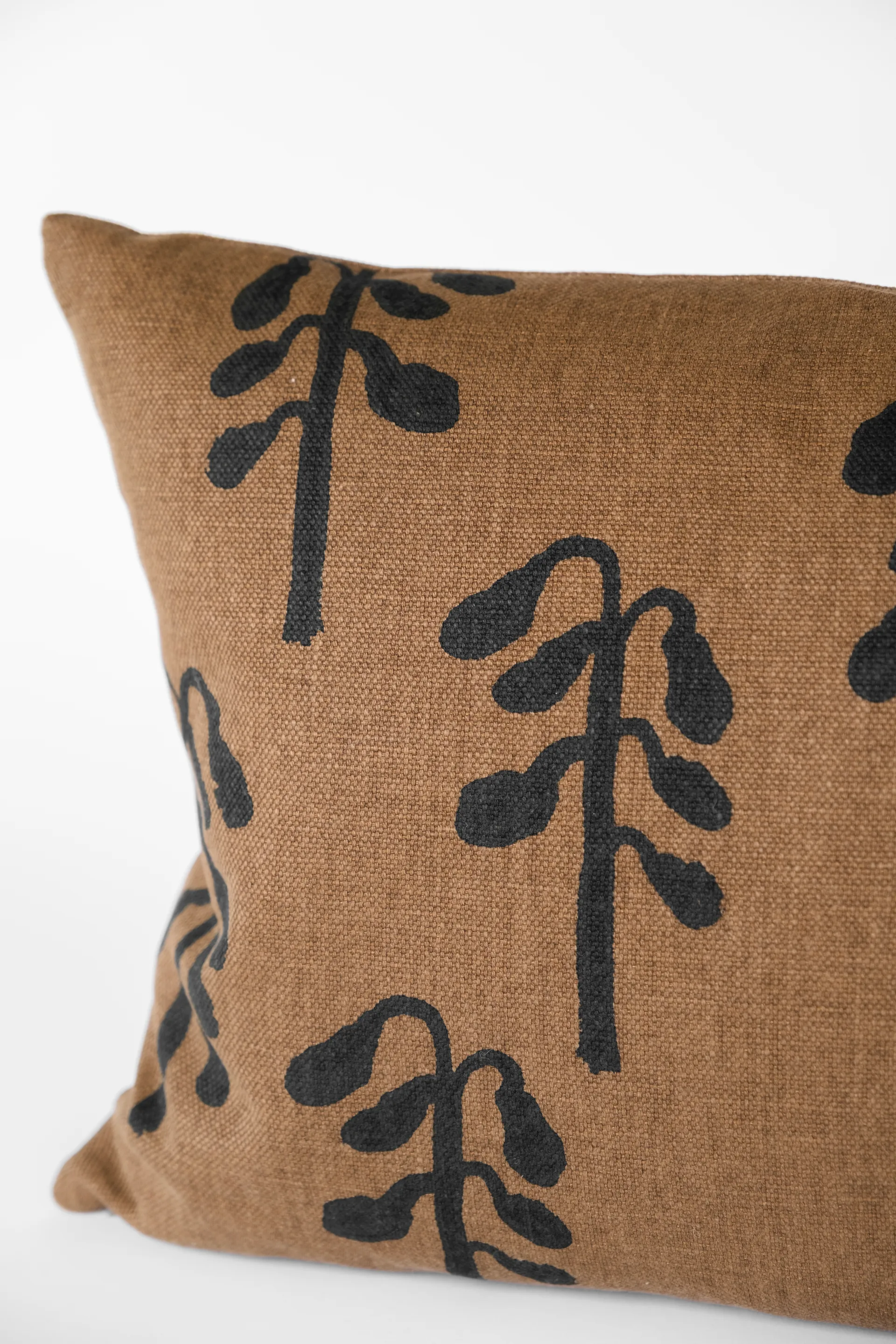 위핑 버치 쿠션 커버 38x58 cm, Brown Fine Little Day | 파인리틀데이