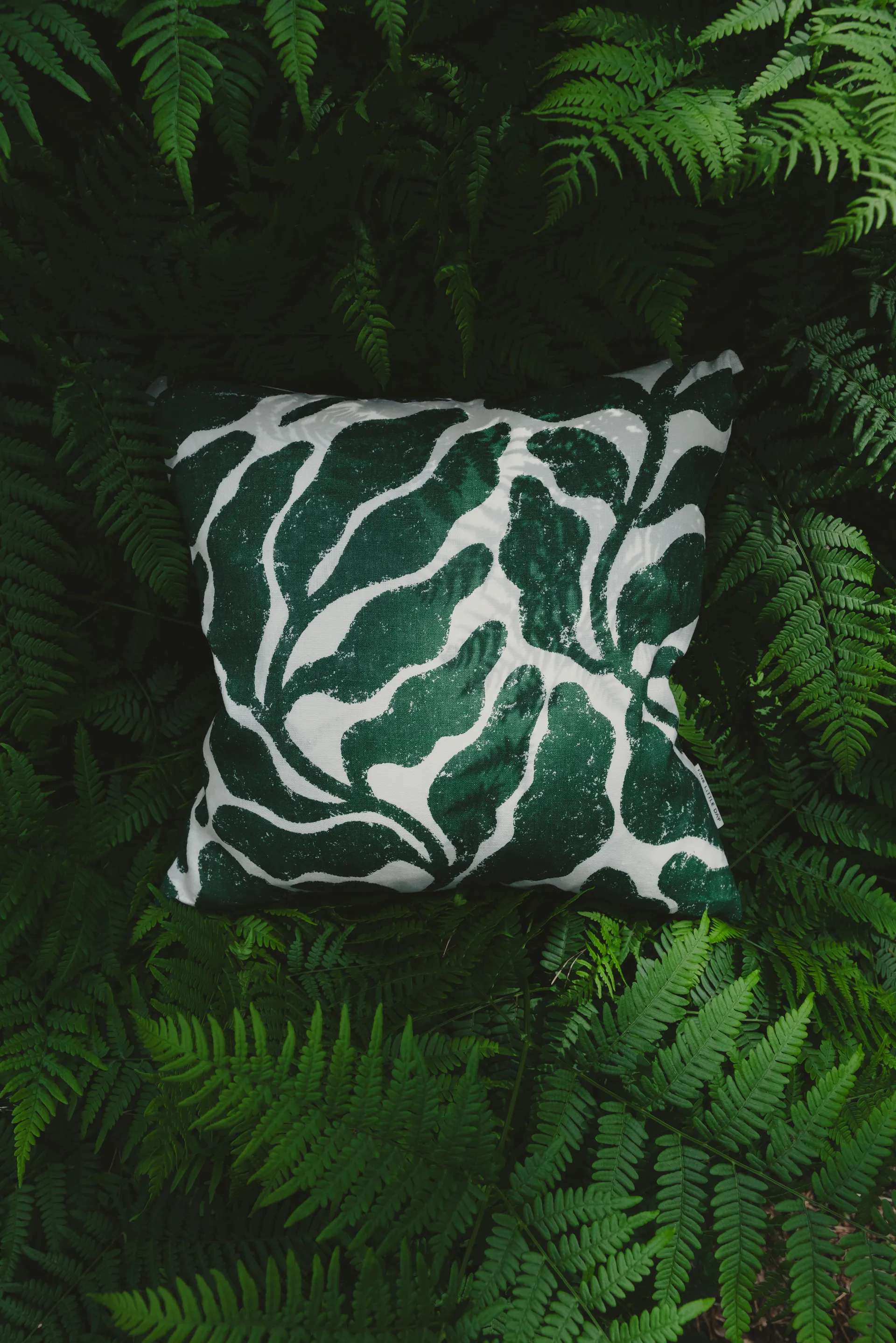 리브스 쿠션 커버 48x48 cm, Green Fine Little Day | 파인리틀데이