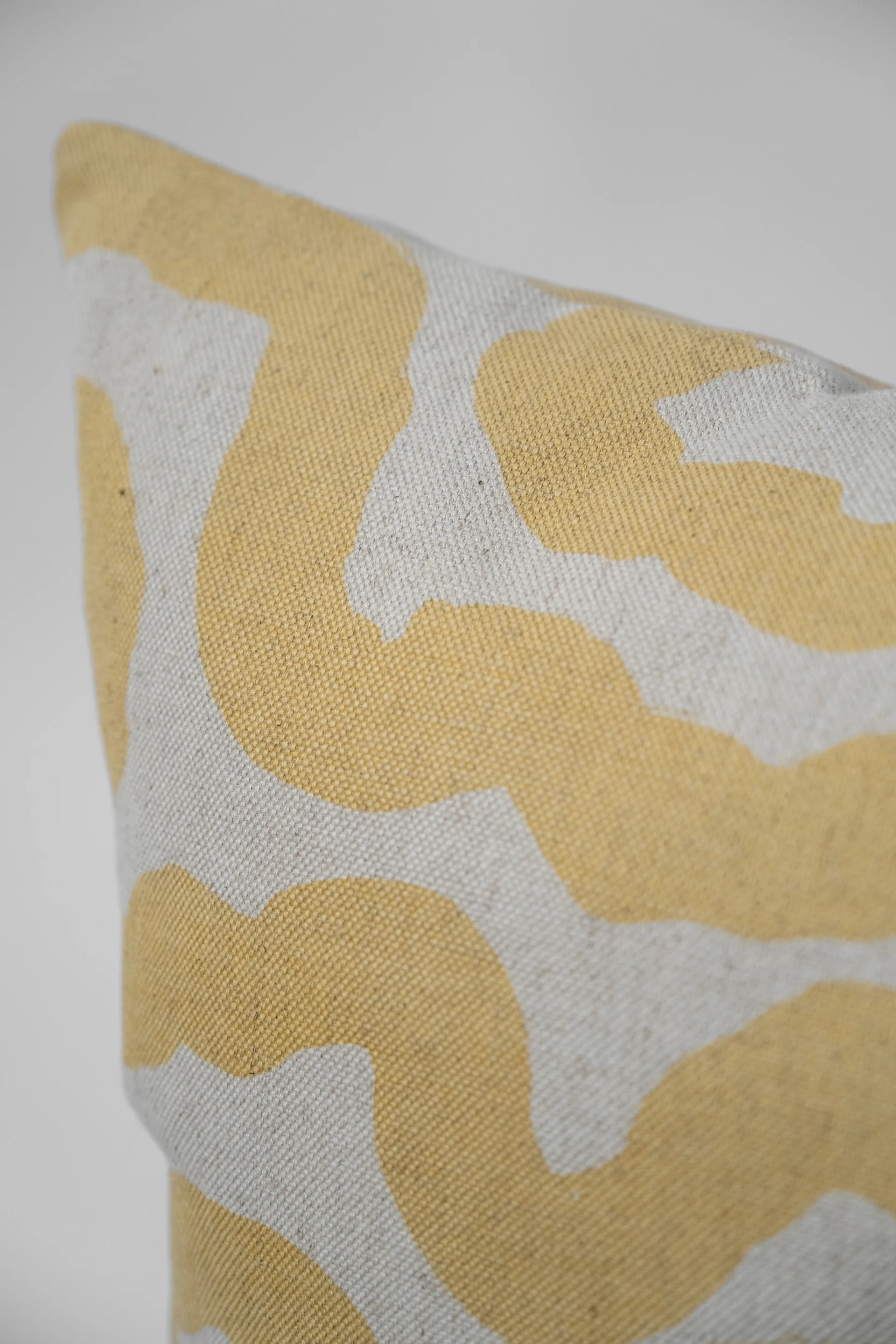 Spår 베개커버 48x48 cm, Yellow Fine Little Day | 파인리틀데이