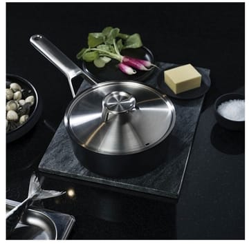 타이텐 소스��팬 & 덮개 1.6 l - Black - Fiskars | 피스카스