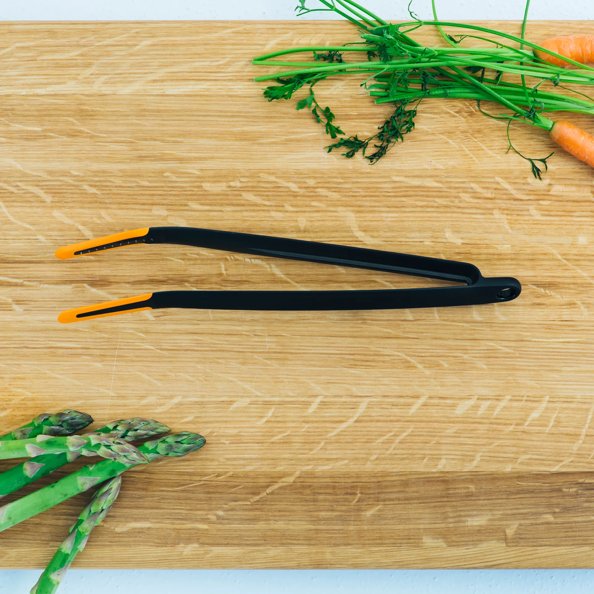 펑셔널 폼 짚게 28,7 cm, Black Fiskars | 피스카스