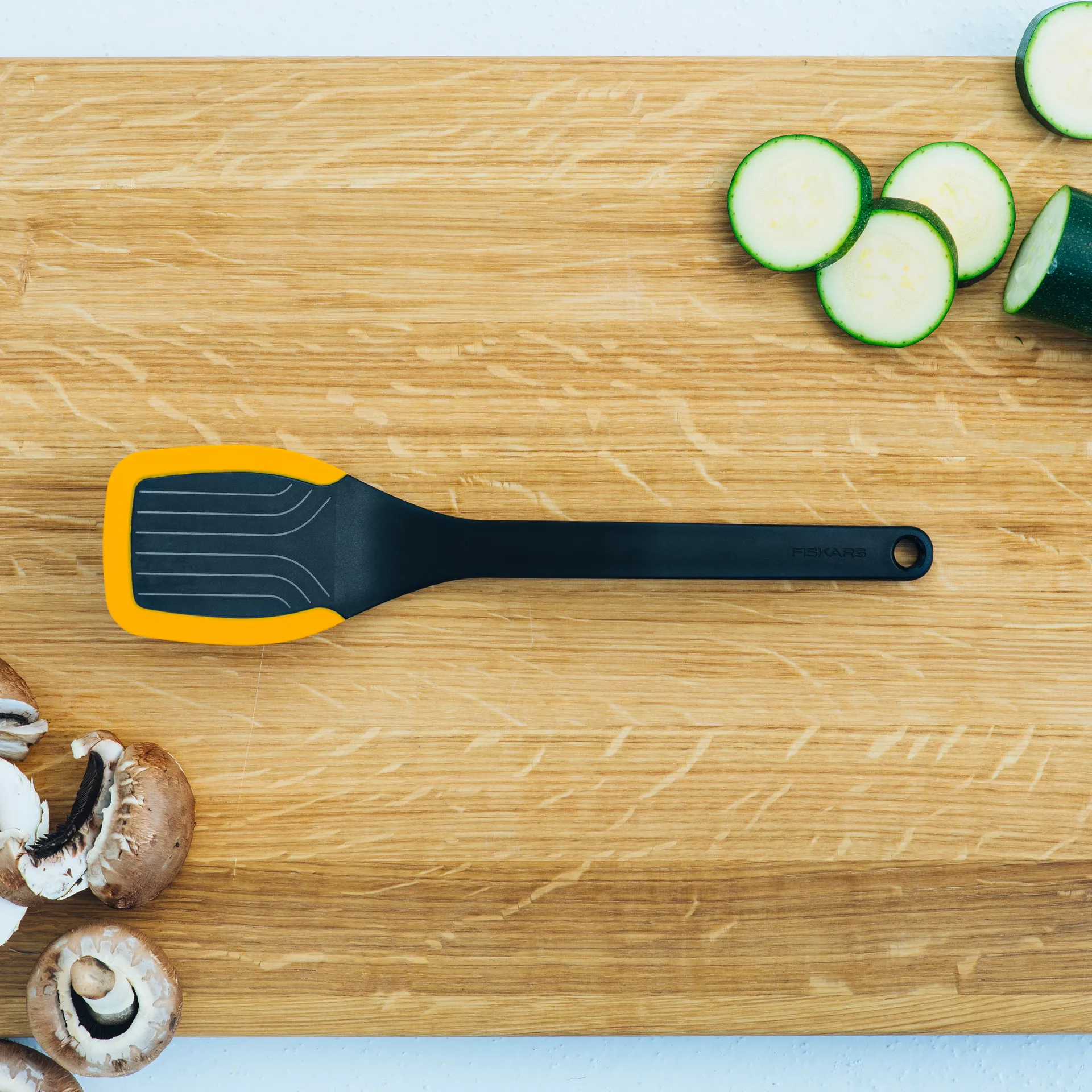 펑셔널 폼 스파출라 29 cm, Black Fiskars | 피스카스