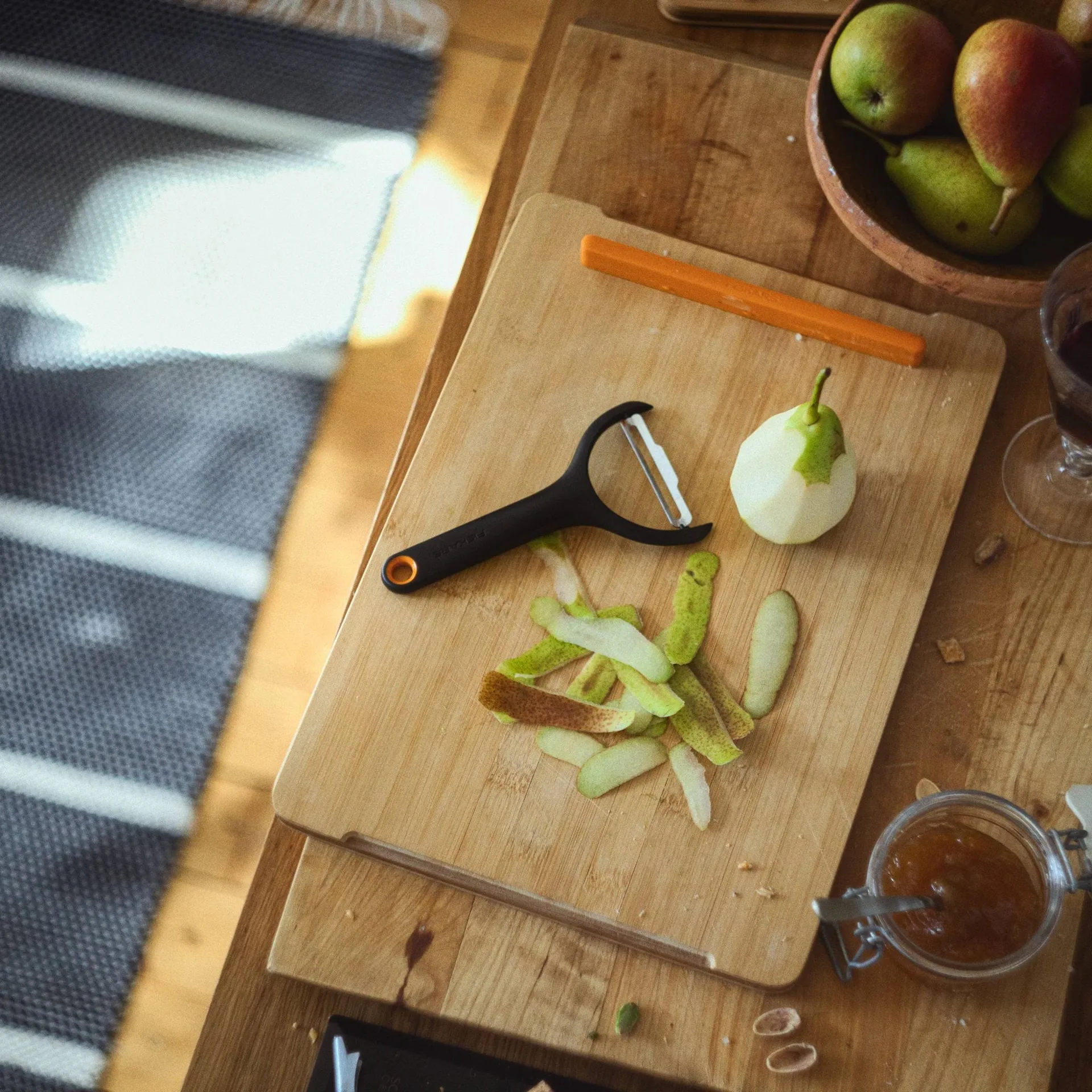 펑셔널 폼 채소 필러, Black, vegetable peeler, Y-shaped Fiskars | 피스카스