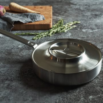Norden 소스팬 스테인레스 스틸 26 cm - 26 cm - Fiskars | 피스카스