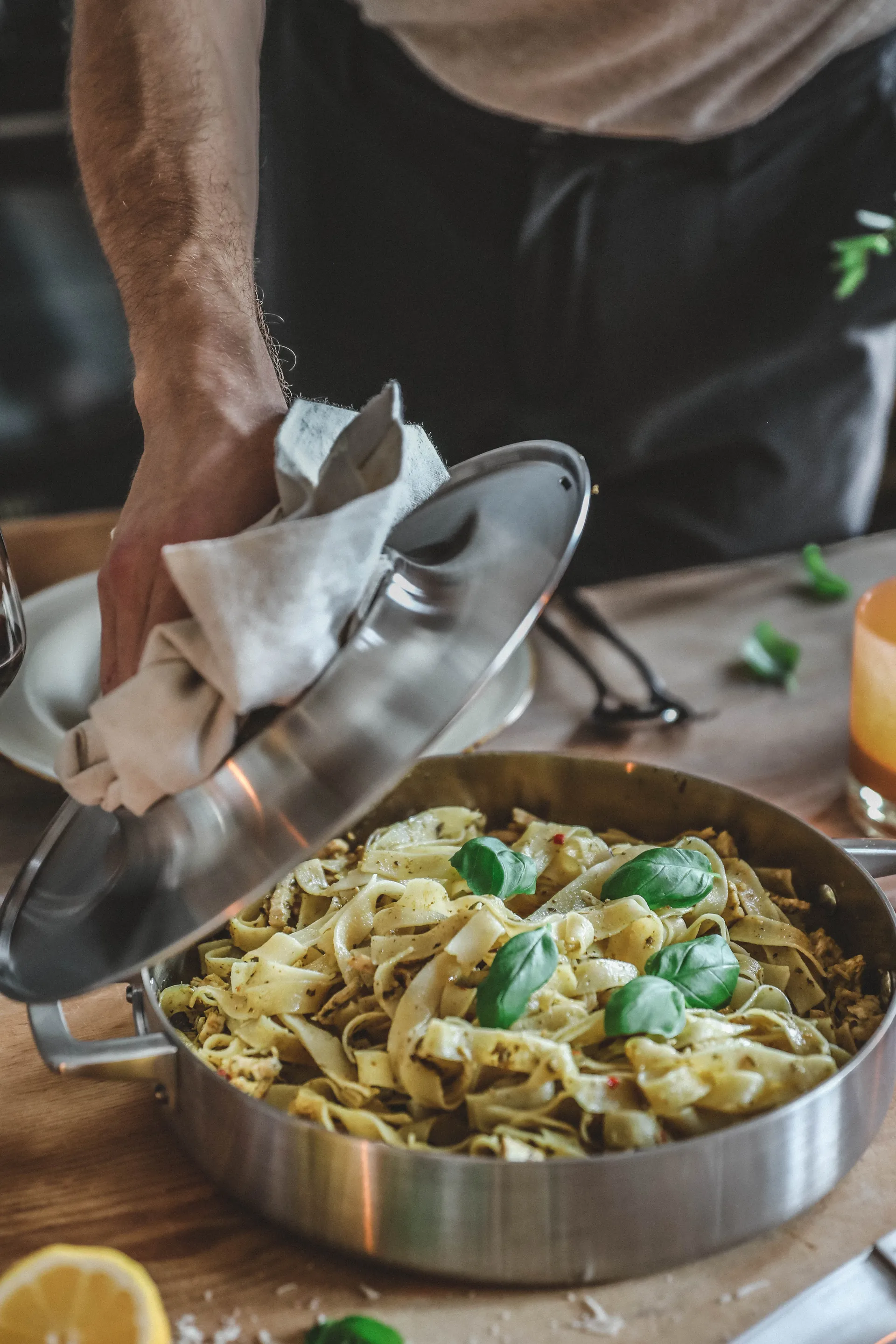 Norden 캐서롤 디쉬 스테인레스 스틸 & 덮개 28 cm, 28 cm Fiskars | 피스카스