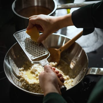 노르덴 그레이터 러프 - Stainless steel-birch - Fiskars | 피스카스