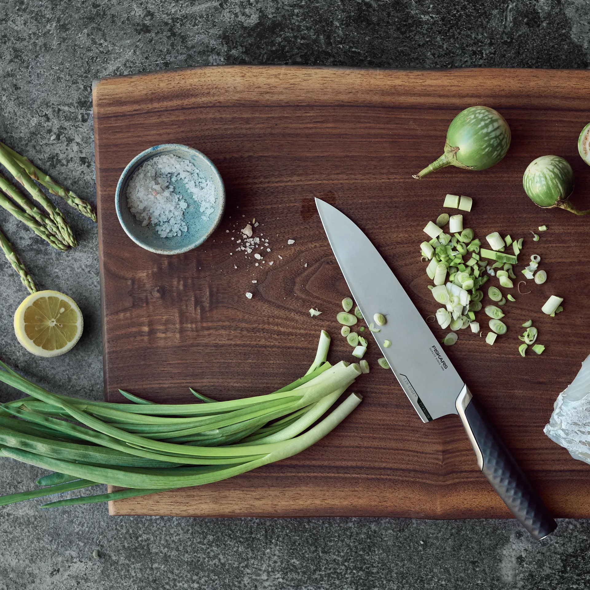 Titanium 나이프 20 cm, Black Fiskars | 피스카스