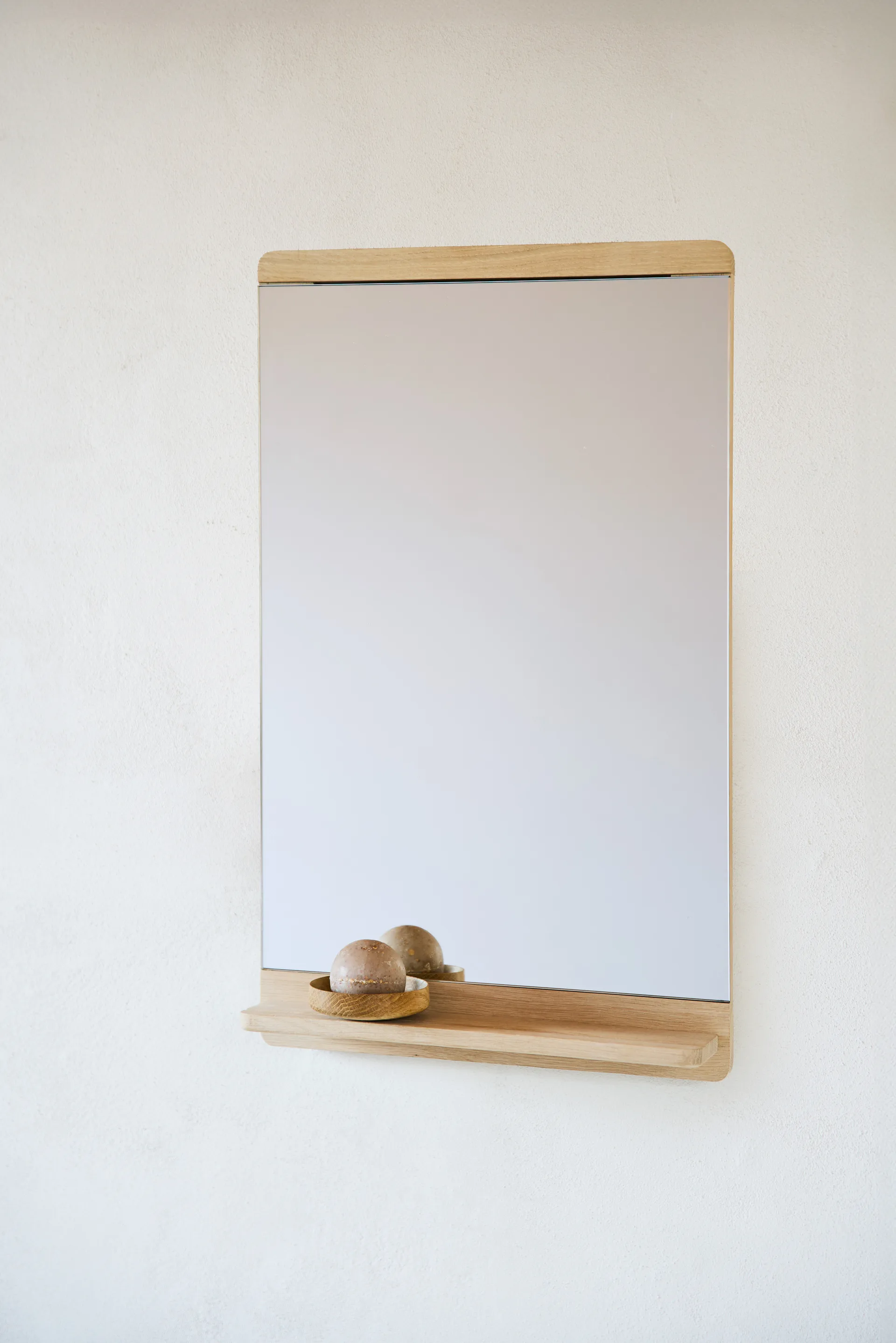 림 벽거울 40x68 cm, White oak Form & Refine