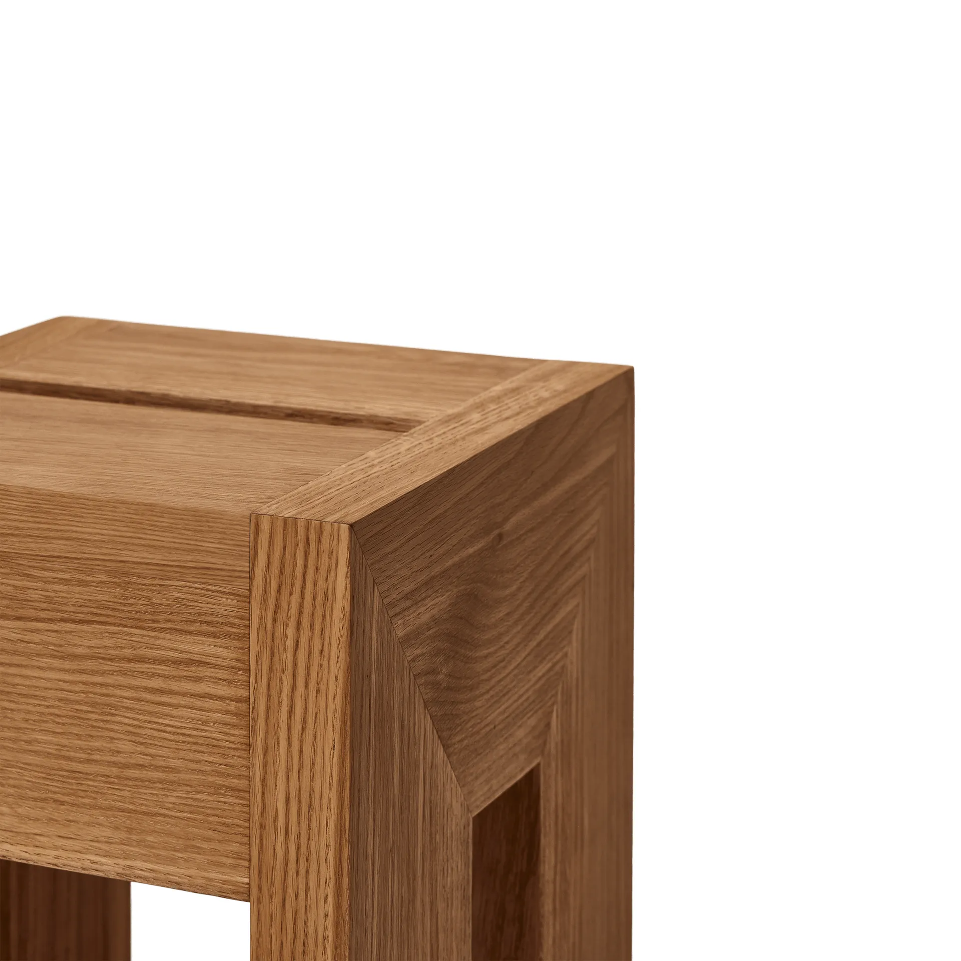 Monolith 사이드 테이블, Oak, 29x29x36 cm Form & Refine