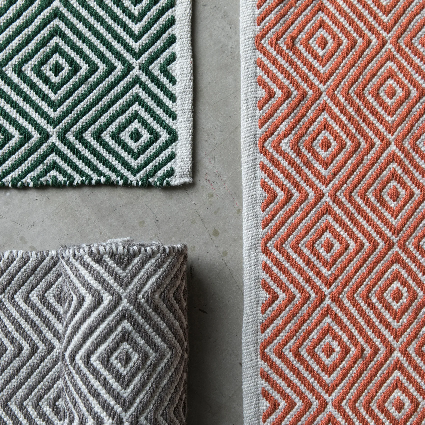 다이아몬드 PVC 러그 140x200 cm, Burnt orange Formgatan | 폼가탄