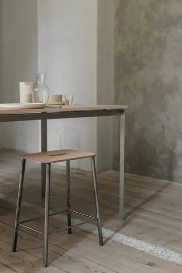 Adam 스툴 - Raw steel-natural leather, H:50 cm - FRAMA