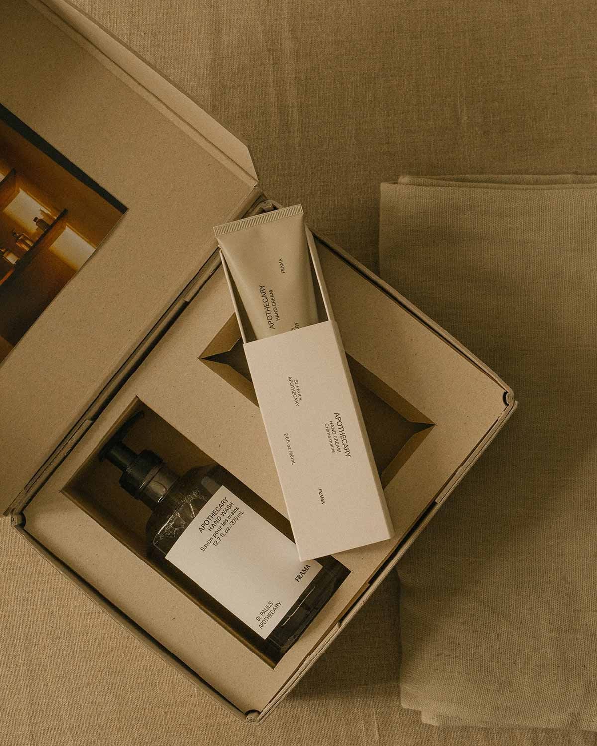 FRAMA 핸드솝 + 핸드크림 선물 세트, Apothecary FRAMA