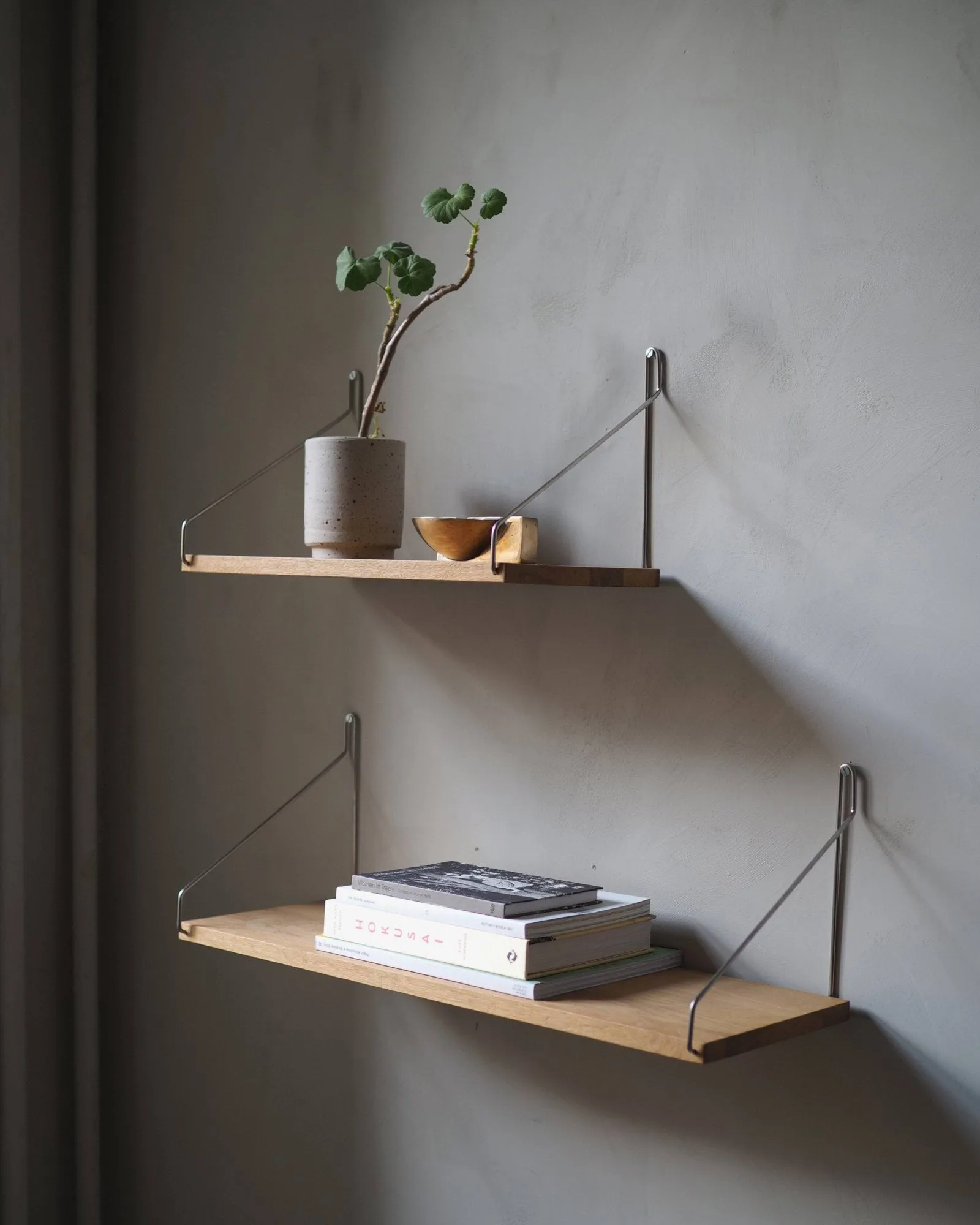 Single Shelf 벽 선반, 오크-스테인리스 스틸, 40x20 cm FRAMA