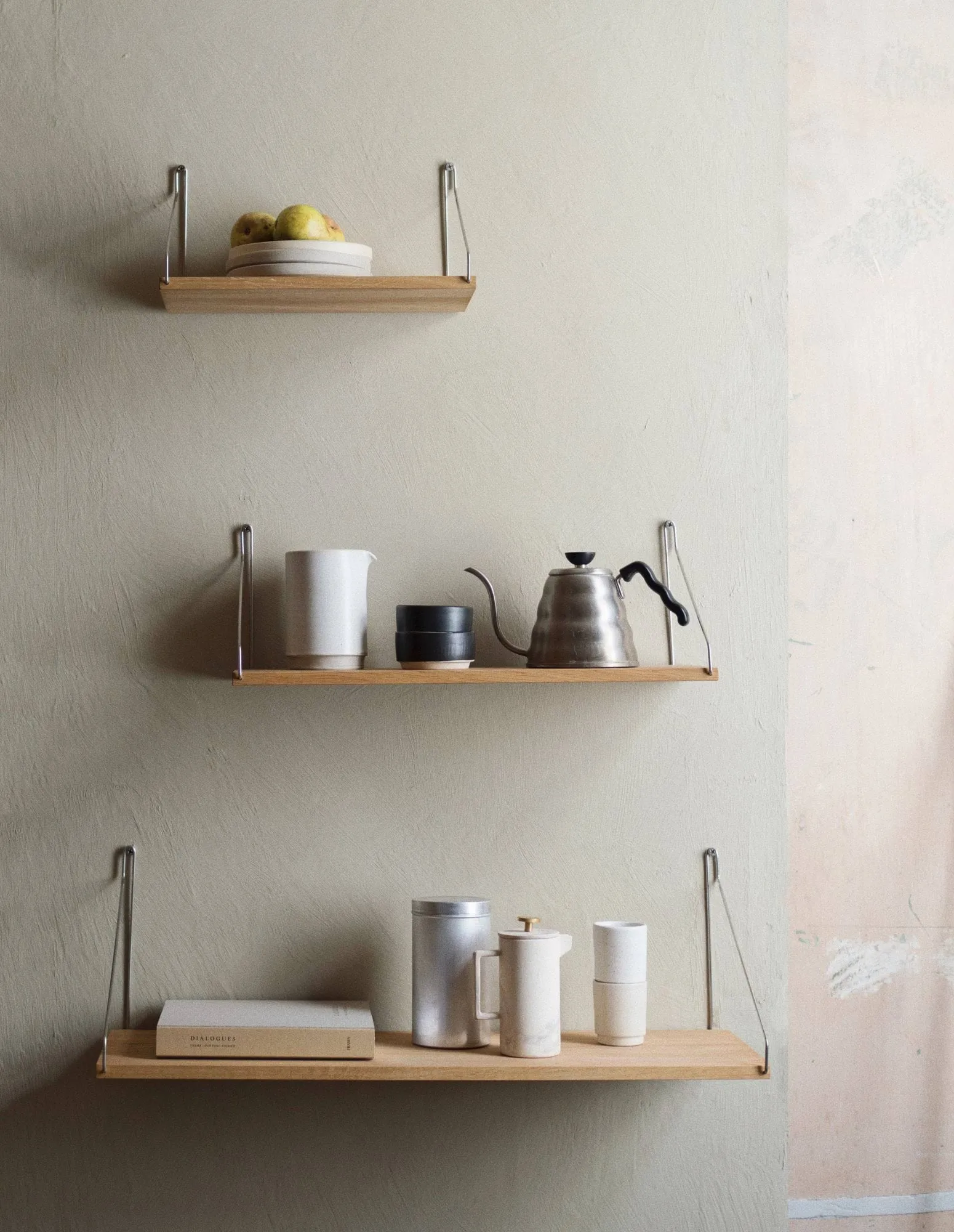 Single Shelf 벽 선반, 오크-스테인리스 스틸, 80x27 cm FRAMA