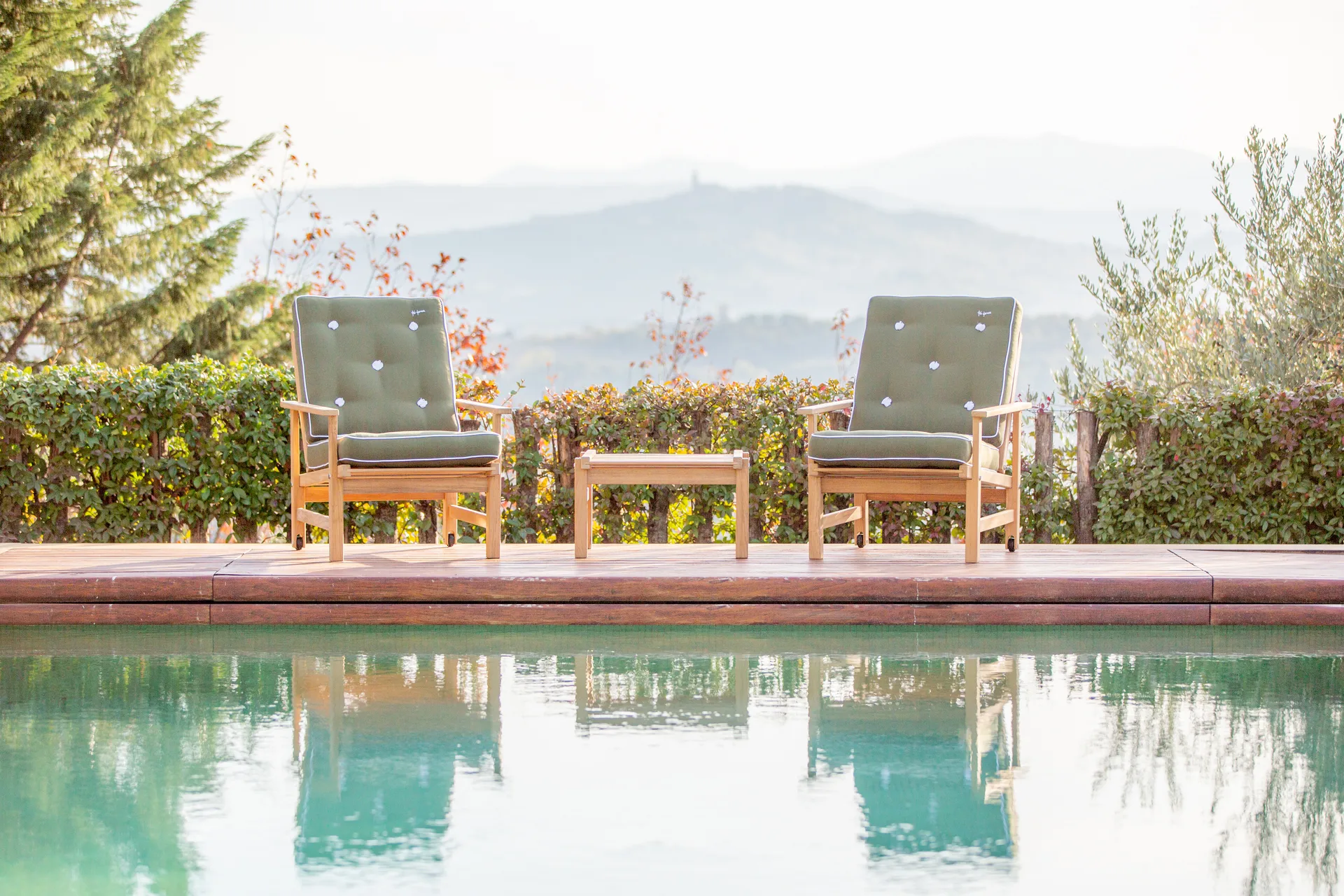 05 암체어, Teak Fri Form