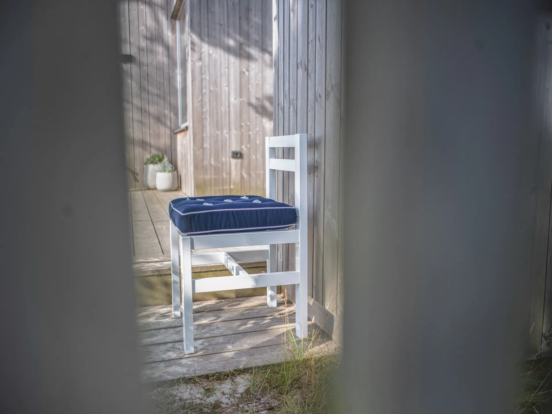 06 체어, White Fri Form