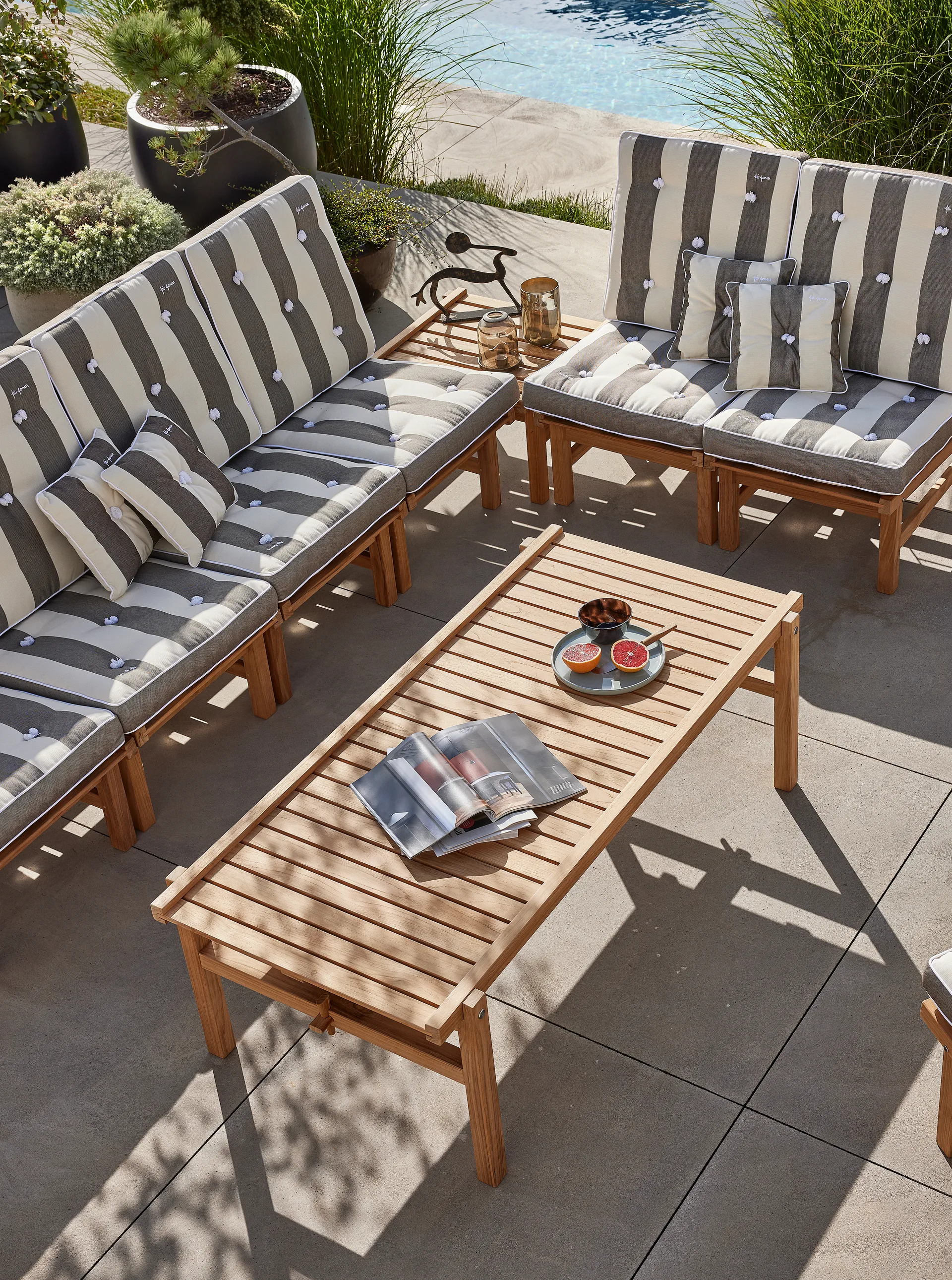 10 암체어, Teak Fri Form