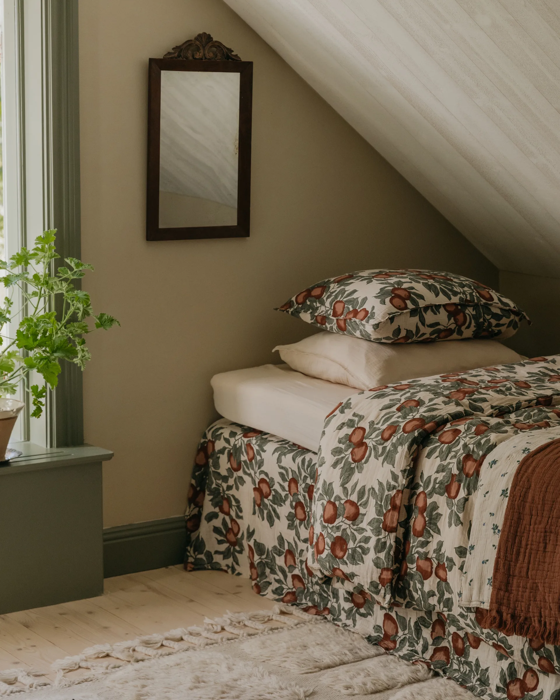 폼 무슬린 베드 스커트, 140x200x53 cm Garbo&Friends | 가르보앤프랜즈