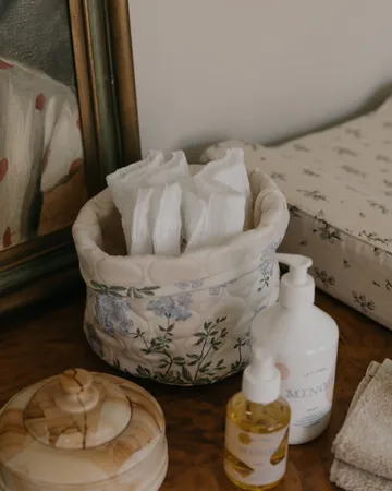 플럼바고 새틴 퀼트 바구니 2개 - 20x20 cm + 30x30 cm - Garbo&Friends | 가르보앤프랜즈