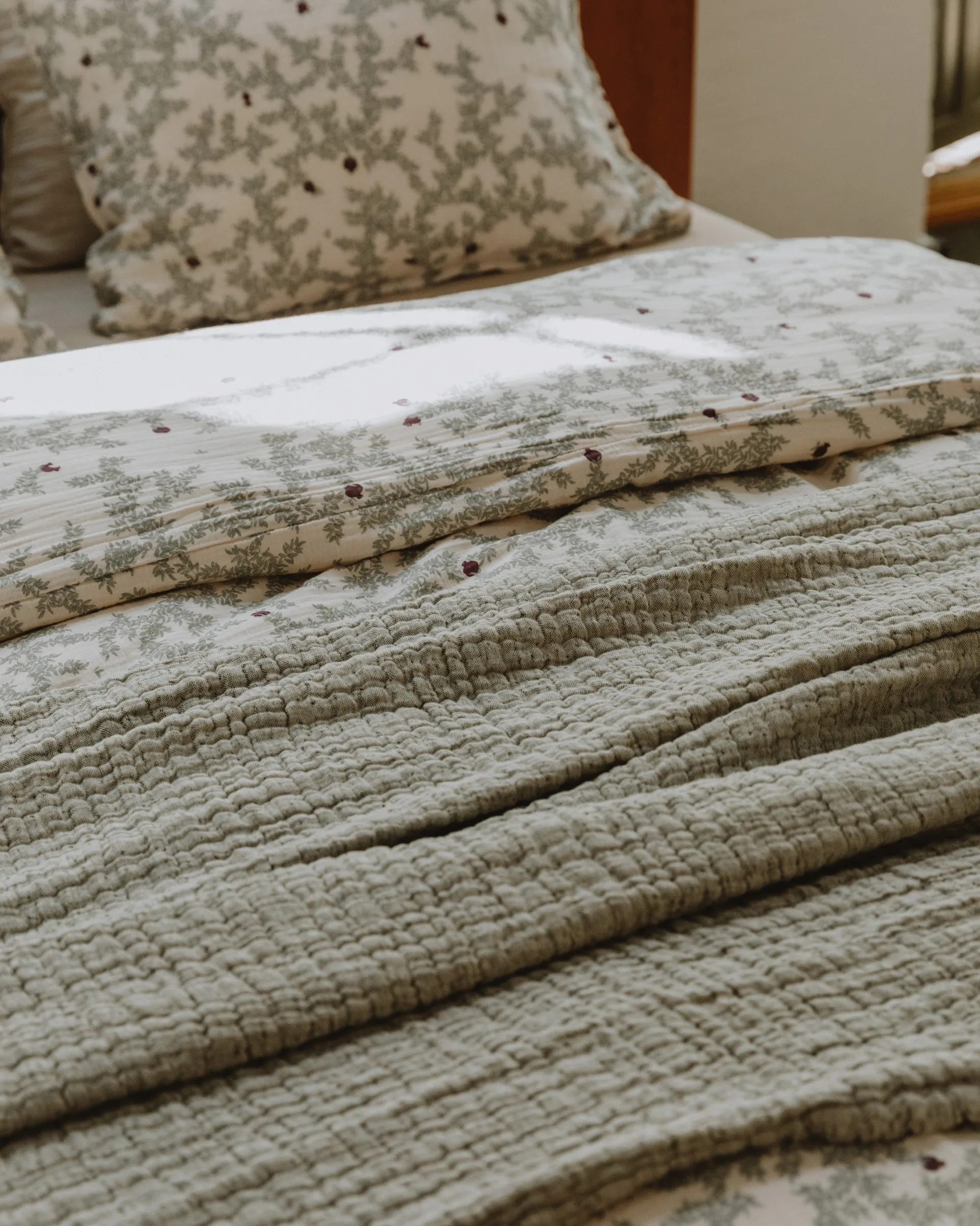 멜로우 베드 스프레드 더블, Kale 160x260 cm Garbo&Friends | 가르보앤프랜즈