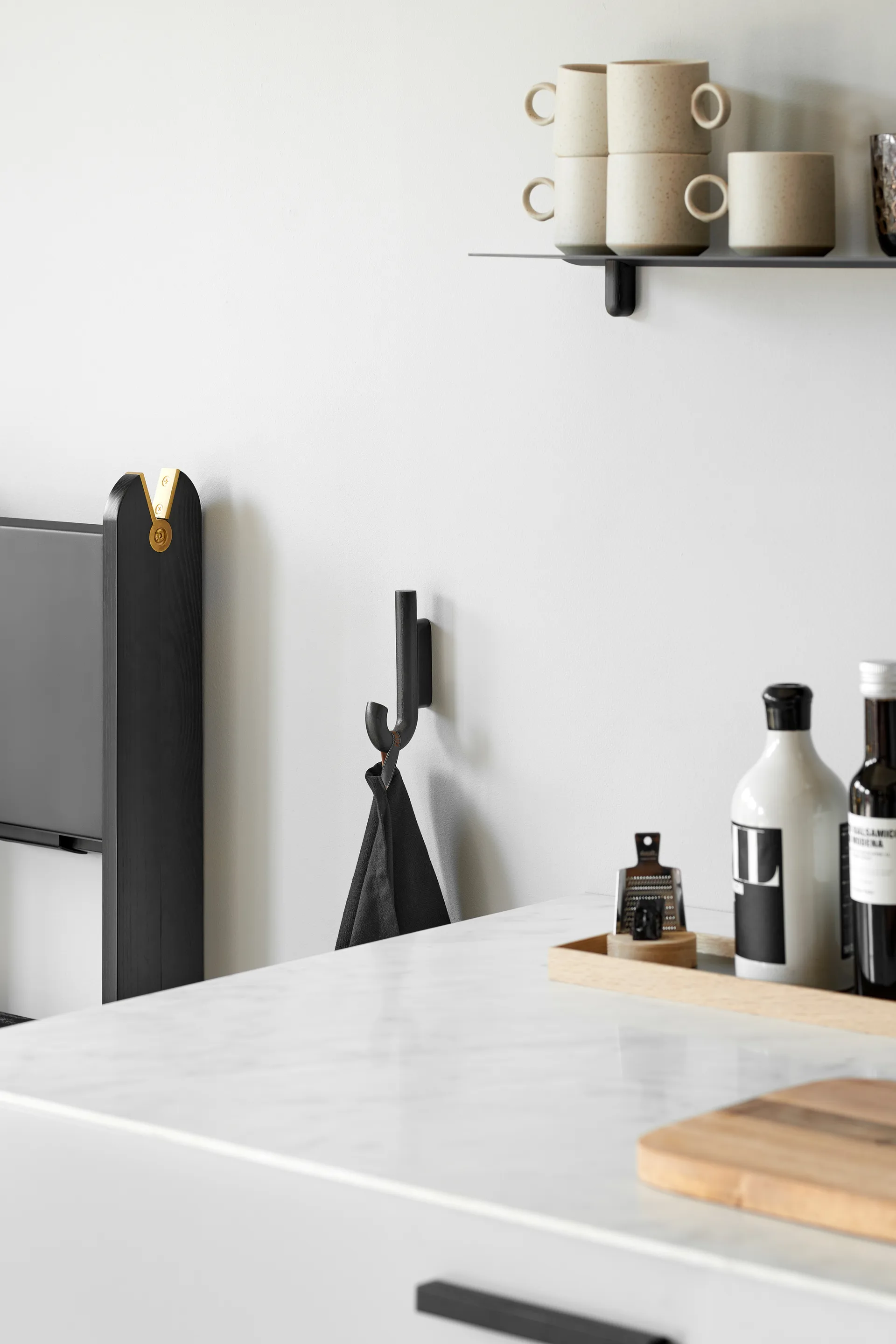 후크 후크 미니 13.3 cm, Black oak-black Gejst | 가이스트