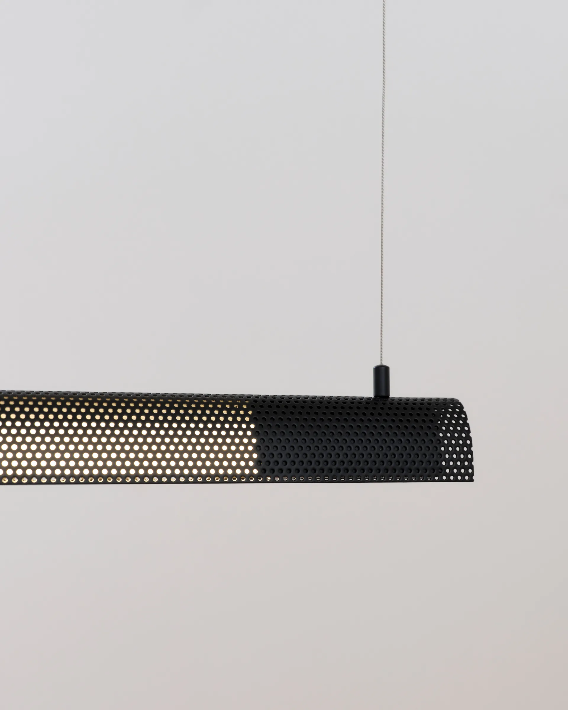 라덴트 펜던트 조명 롱 135 cm, White Gejst | 가이스트