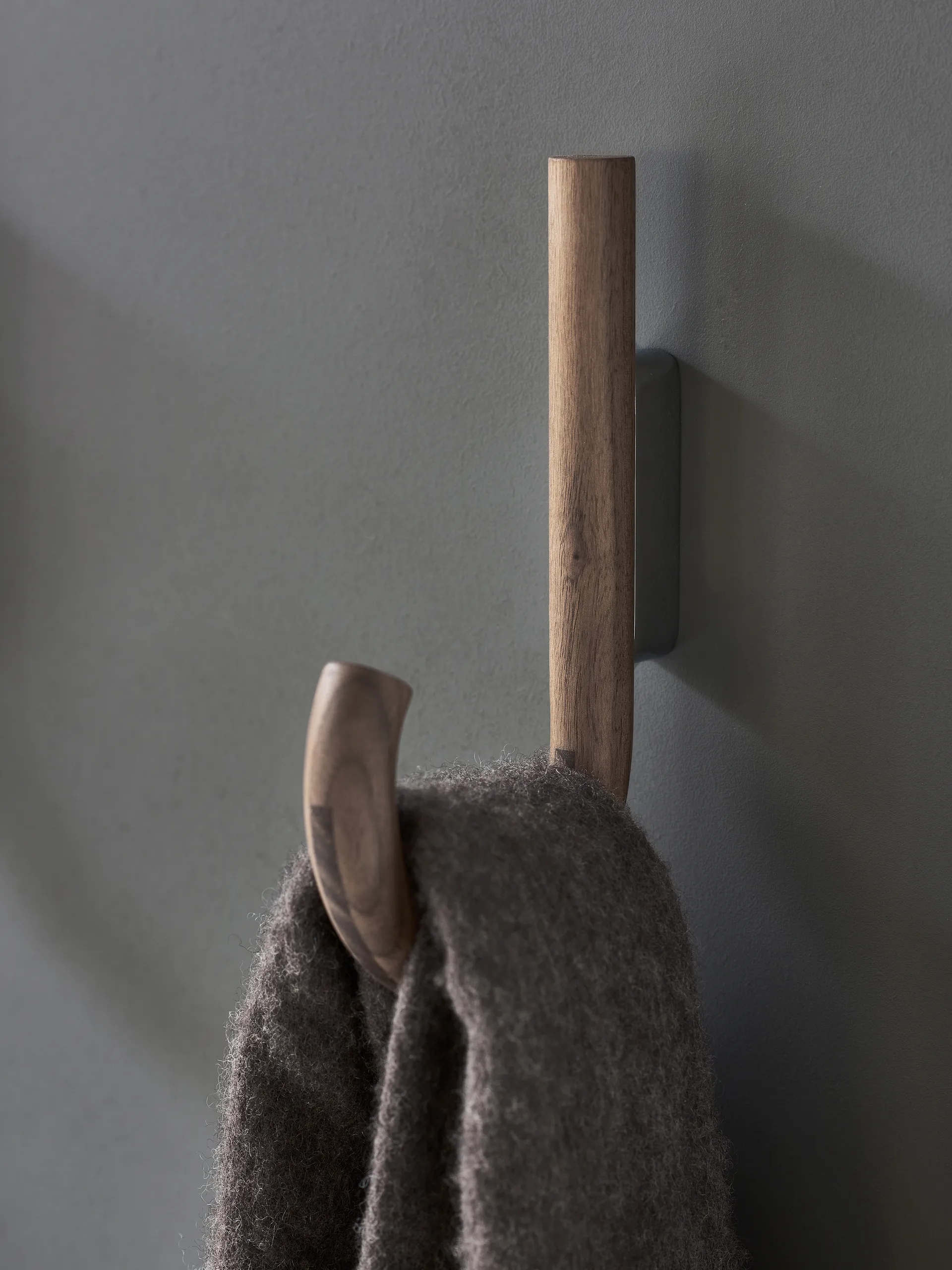 후크 후크 19 cm, Walnut-black Gejst | 가이스트