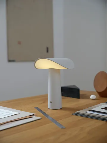 리움 무선 테이블 조명 22.5 cm - Warm grey - Gejst | 가이스트