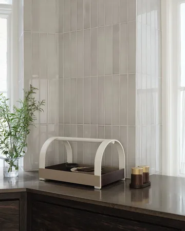 카이도 손잡이 트레이 40.5x27x23.5 cm - Dark oak-beige white - Gejst | 가이스트