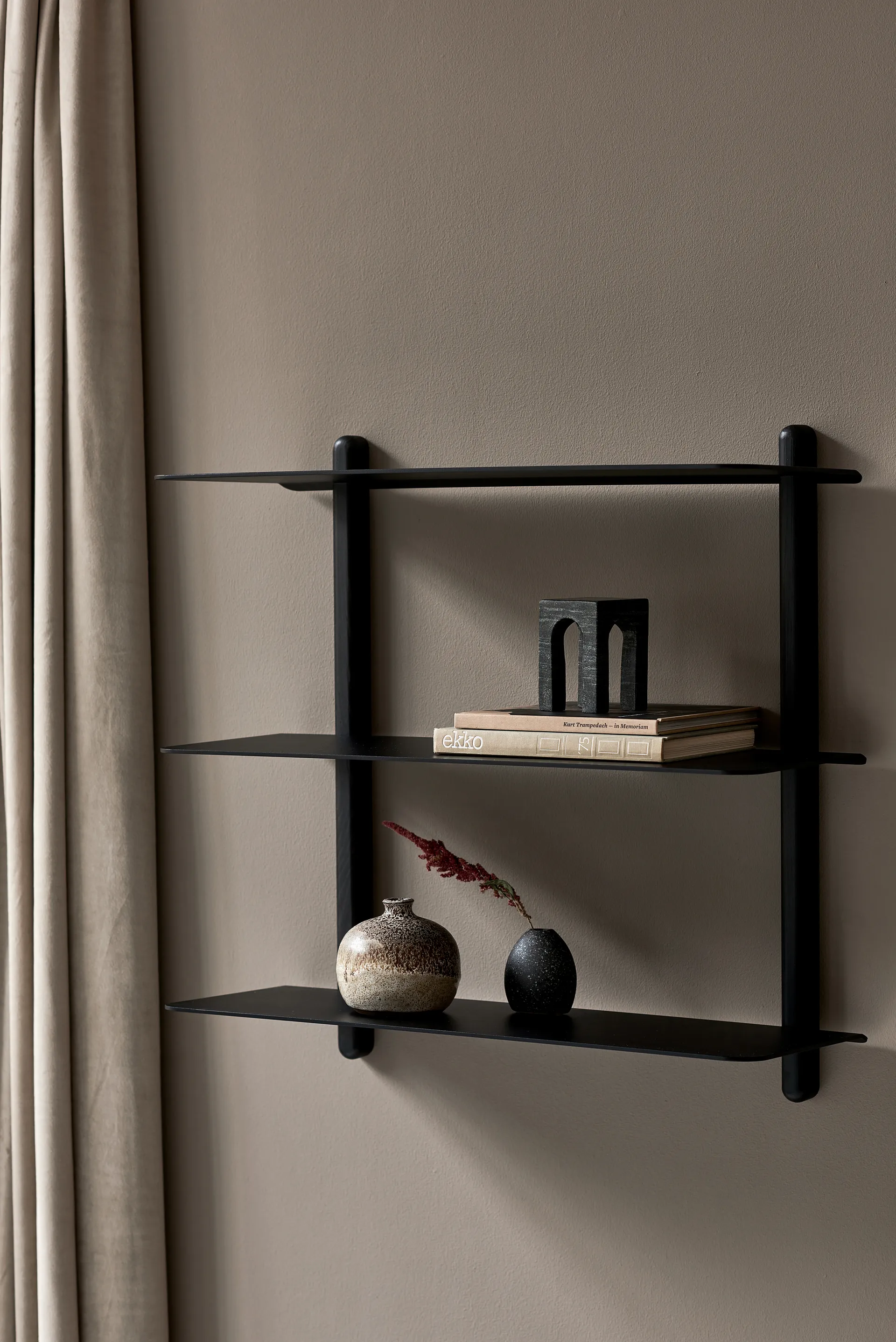 니보 선반 A 라지, Black oiled ash-black Gejst | 가이스트