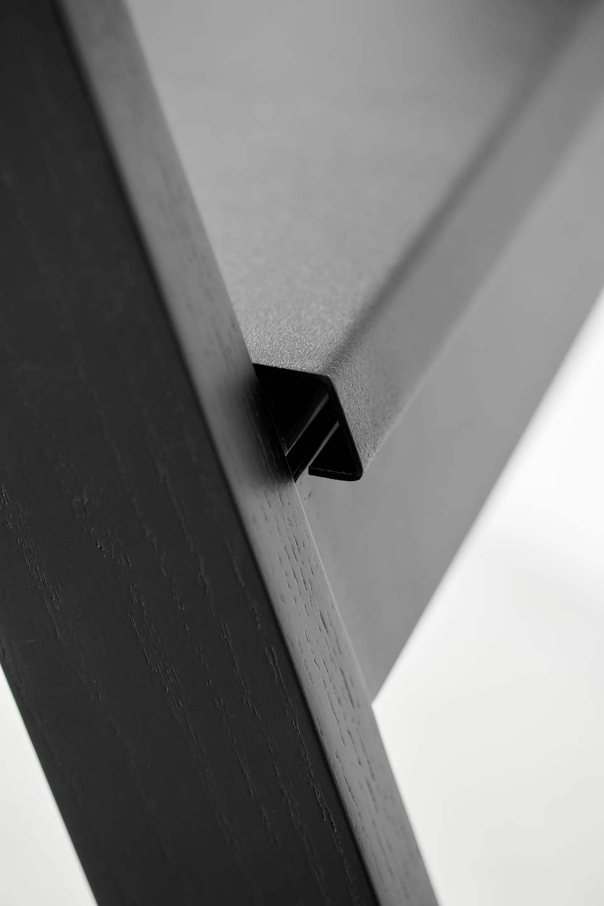 리치 스텝 래더, Black Gejst | 가이스트