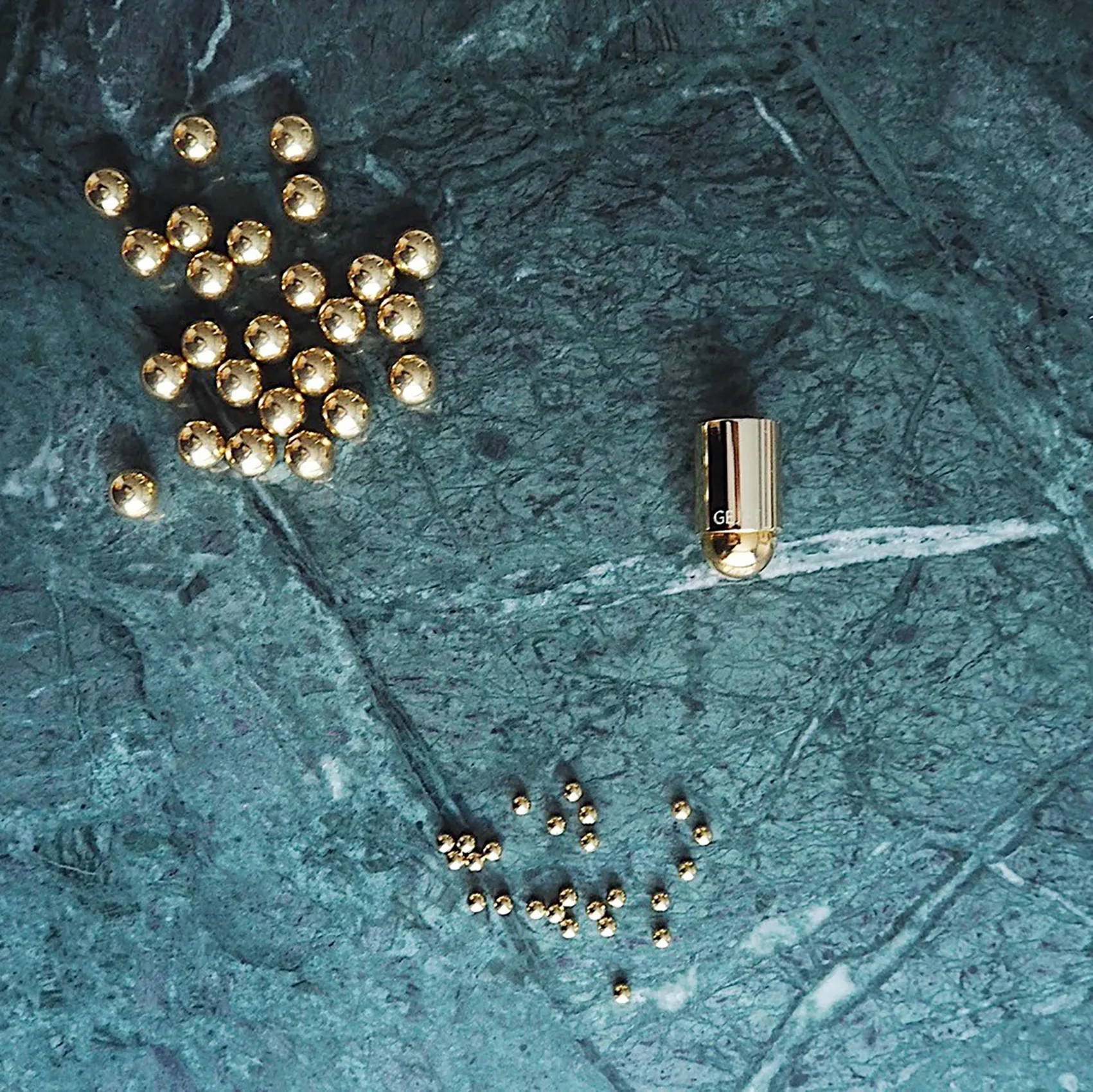 Molekyl 캔들스틱 1, brass Gejst | 가이스트