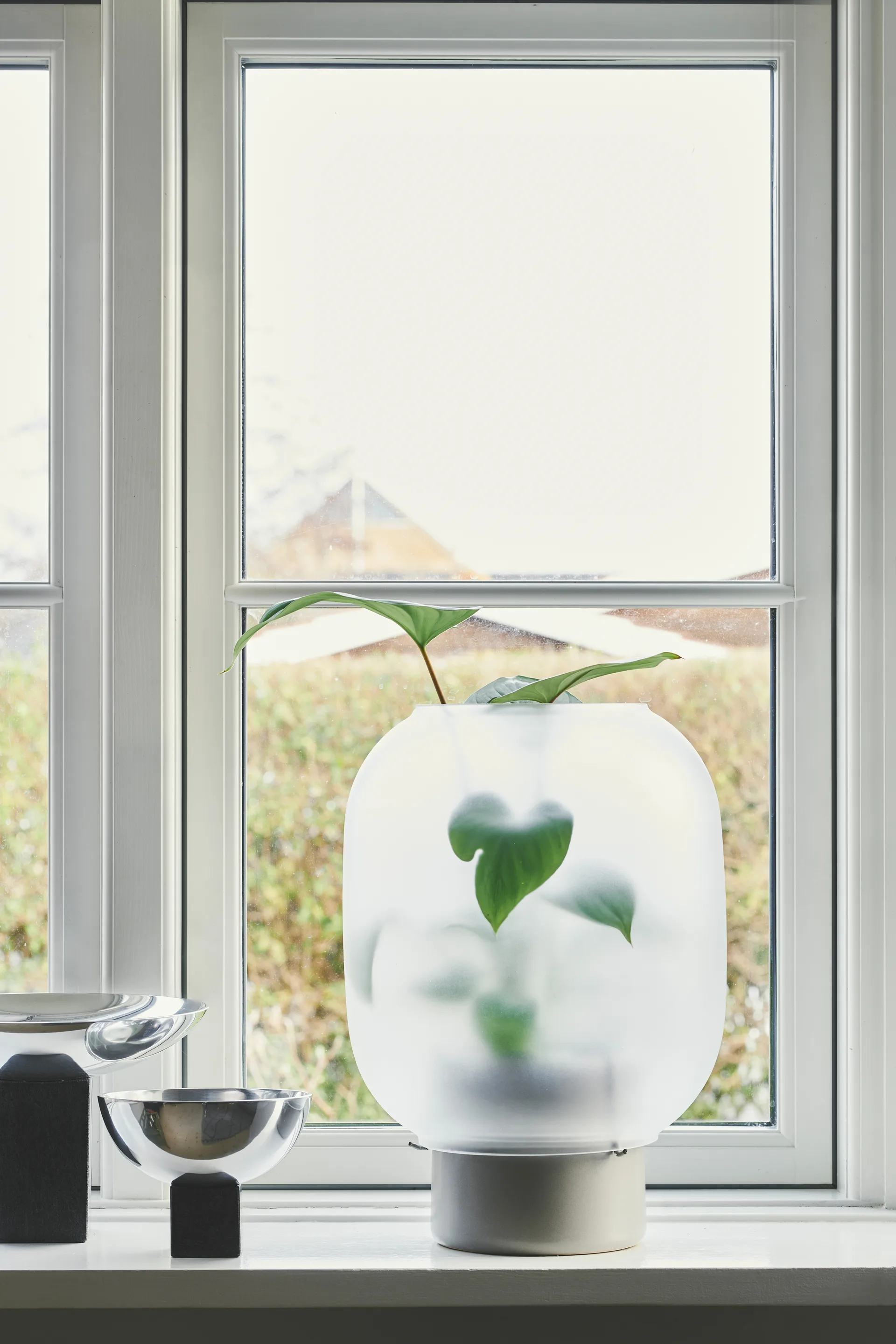 Nebl 플라워 팟 & 프로스티드 유리 Ø26 cm, Grey Gejst | 가이스트