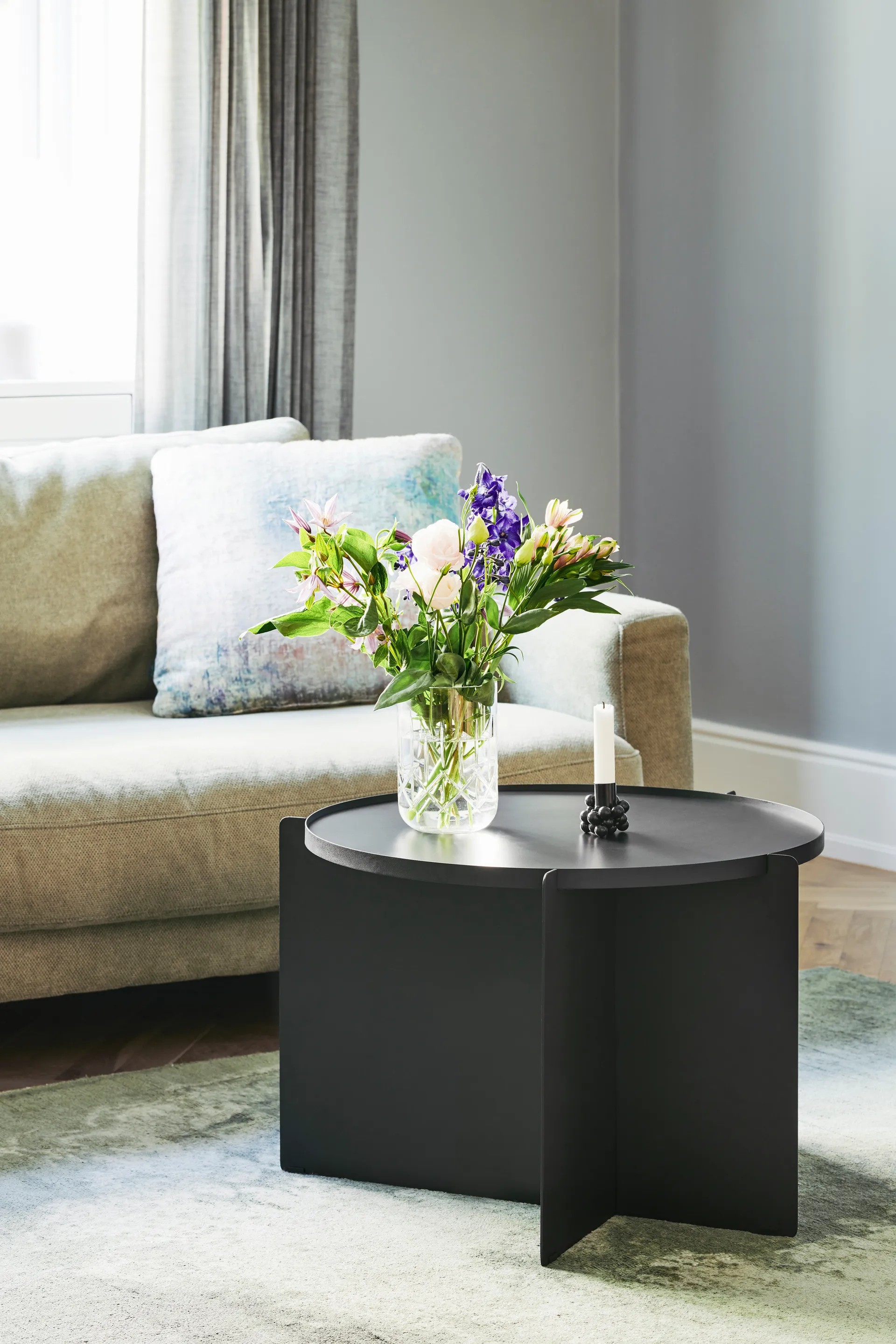 Svip 트레이 테이블, Black Gejst | 가이스트