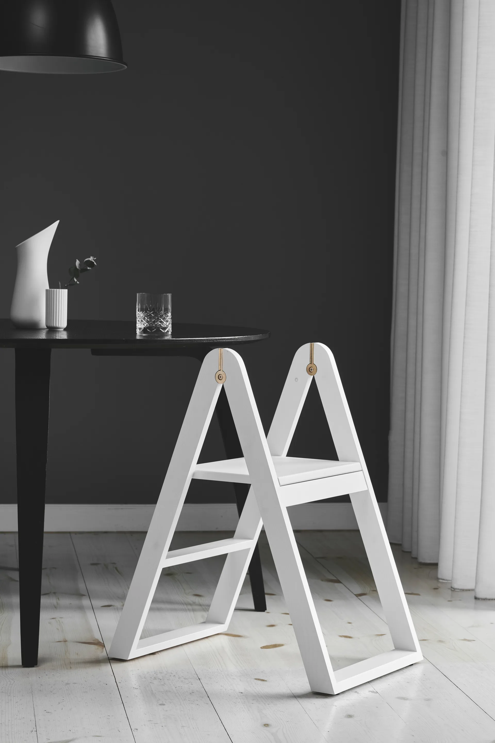 리치 스텝 래더, White Gejst | 가이스트