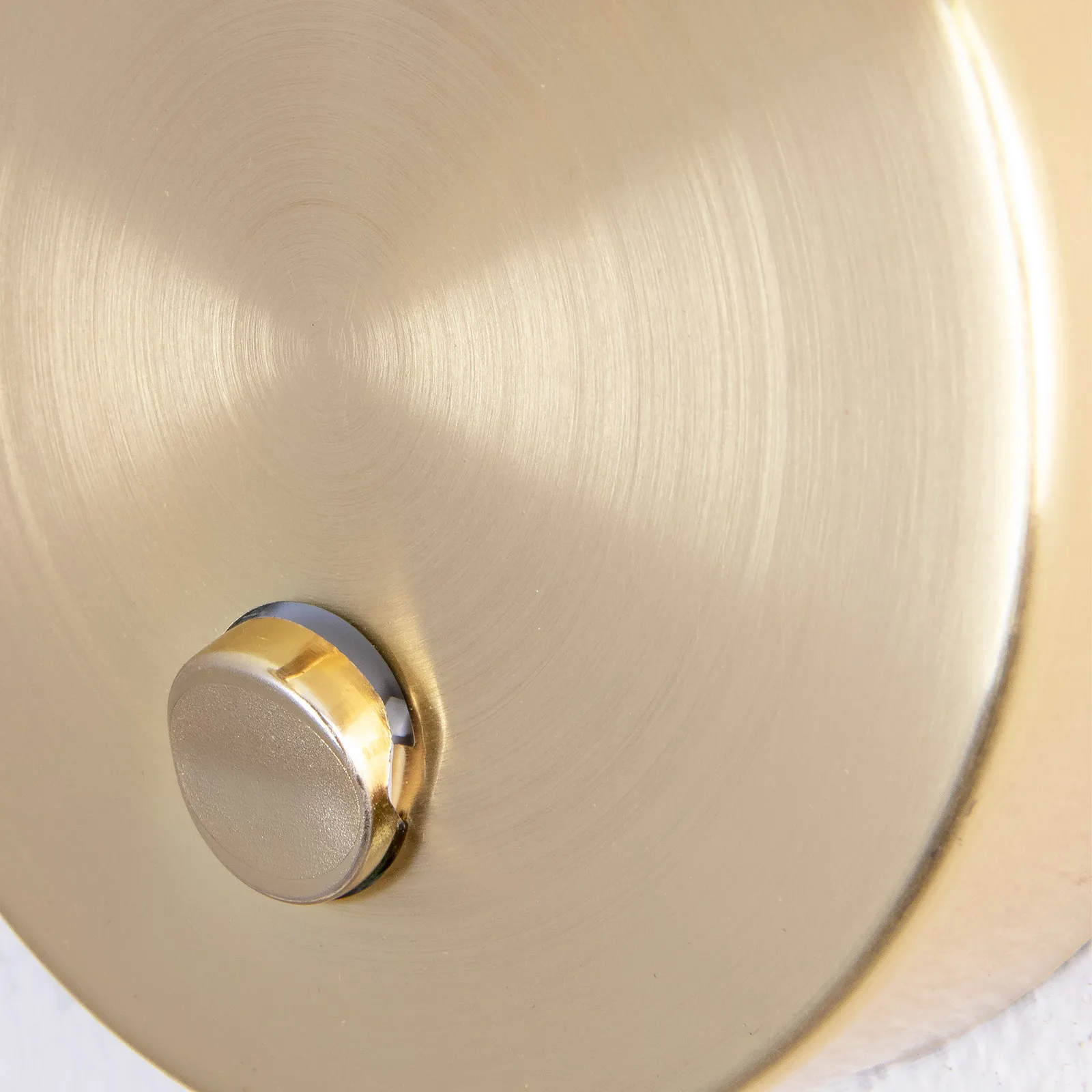 클라크 1 벽 조명, Black-brushed brass Globen Lighting | 글로벤라이팅