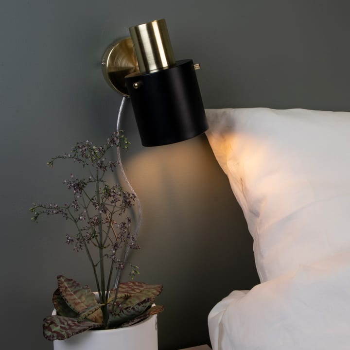클라크 1 벽 조명, Black-brushed brass Globen Lighting | 글로벤라이팅