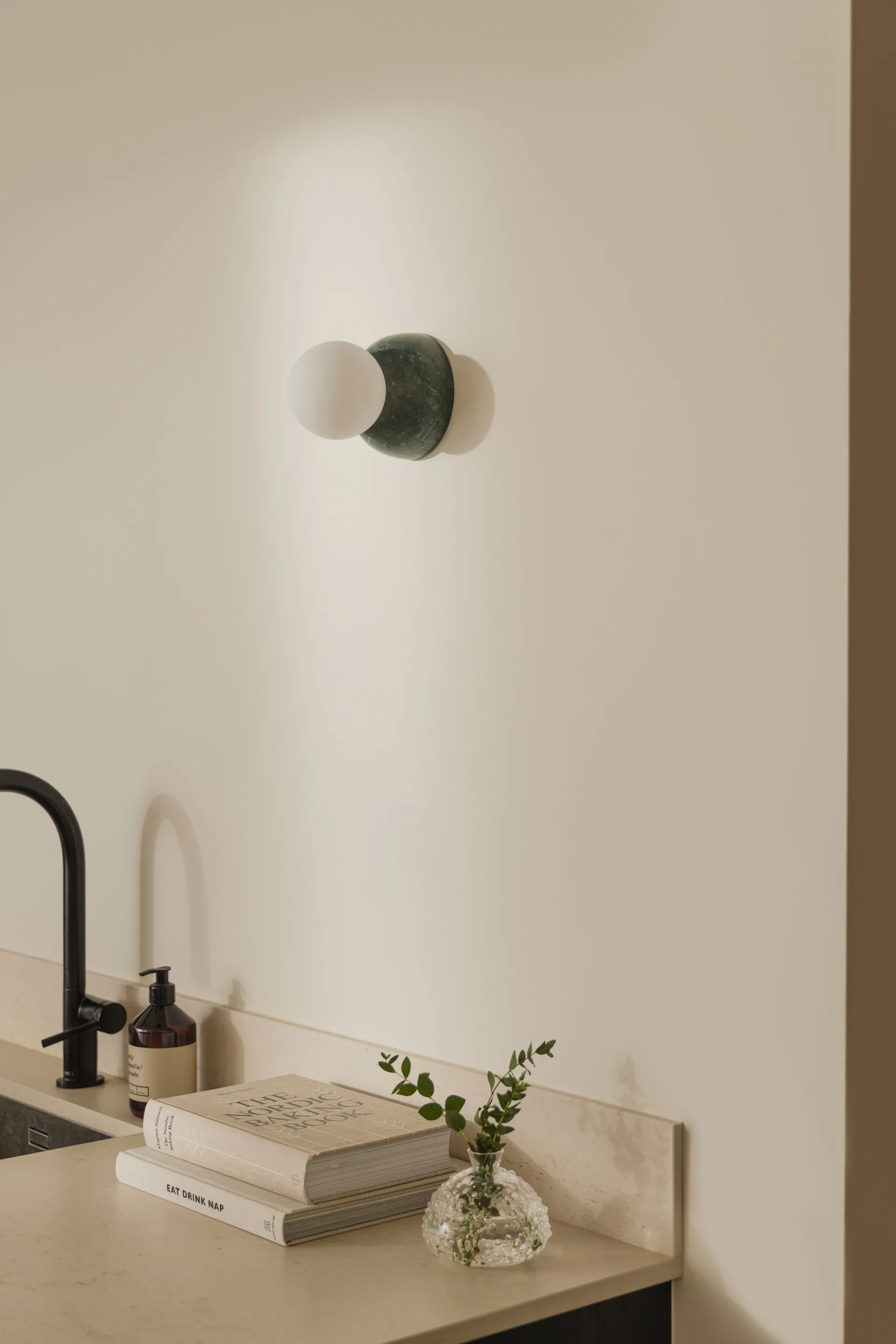 토라노 벽 조명/천장 조명 13 cm, Dark green marble Globen Lighting | 글로벤라이팅