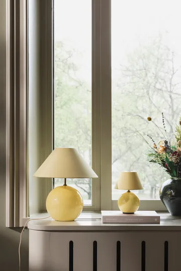 아이리스 16 포터블 테이블 조명 - Butter yellow - Globen Lighting | 글로벤라이팅