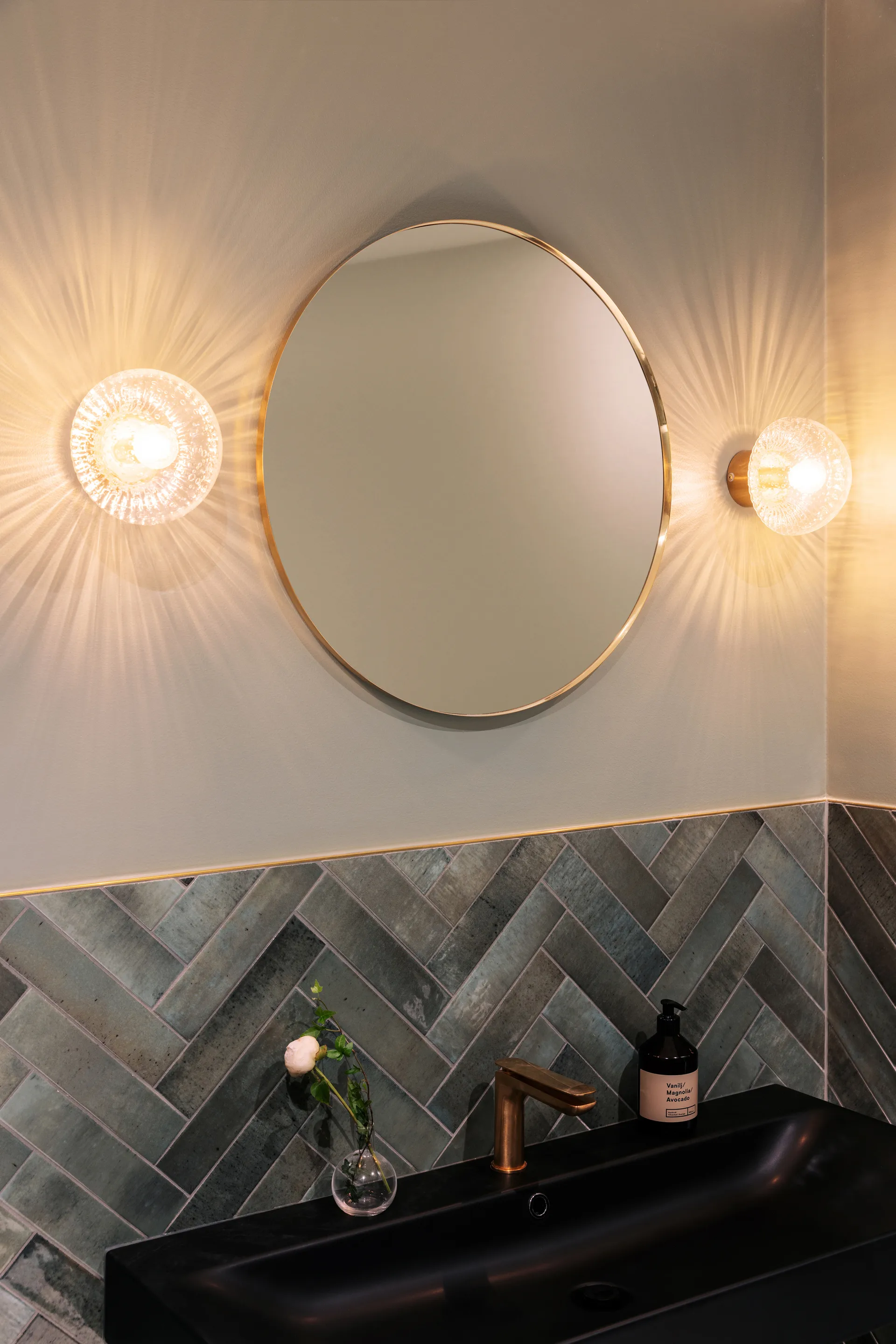 푼고 천장 Ø16 cm, Clear-brushed brass Globen Lighting | 글로벤라이팅