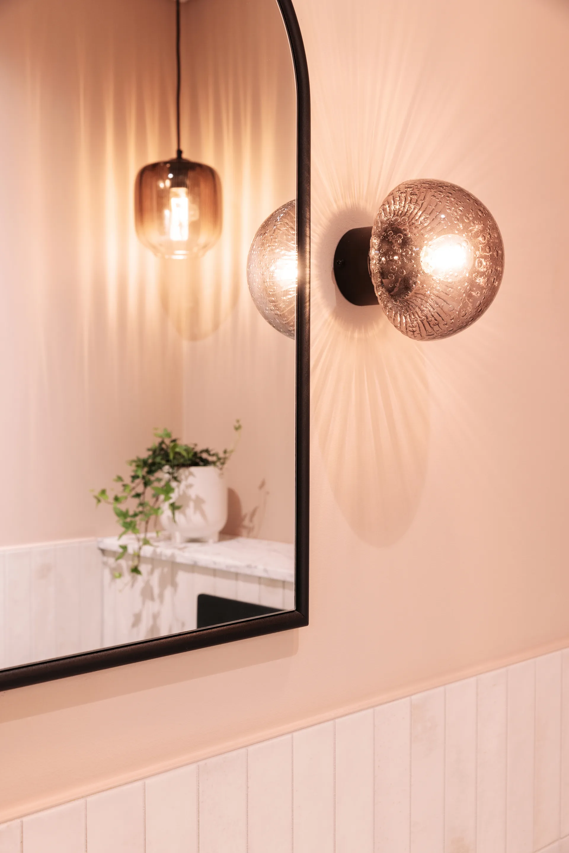 푼고 천장 Ø16 cm, Smoke-black Globen Lighting | 글로벤라이팅