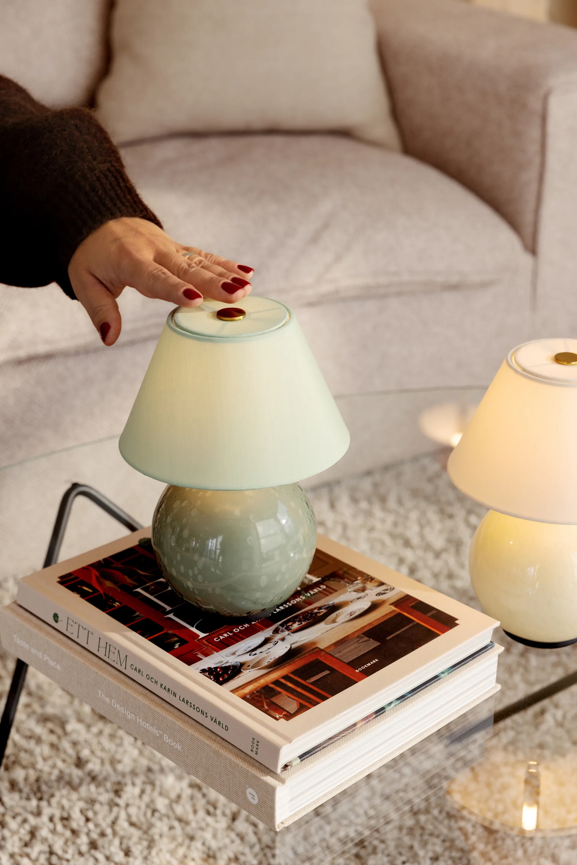 아이리스 16 포터블 테이블 램프, Green Globen Lighting | 글로벤라이팅