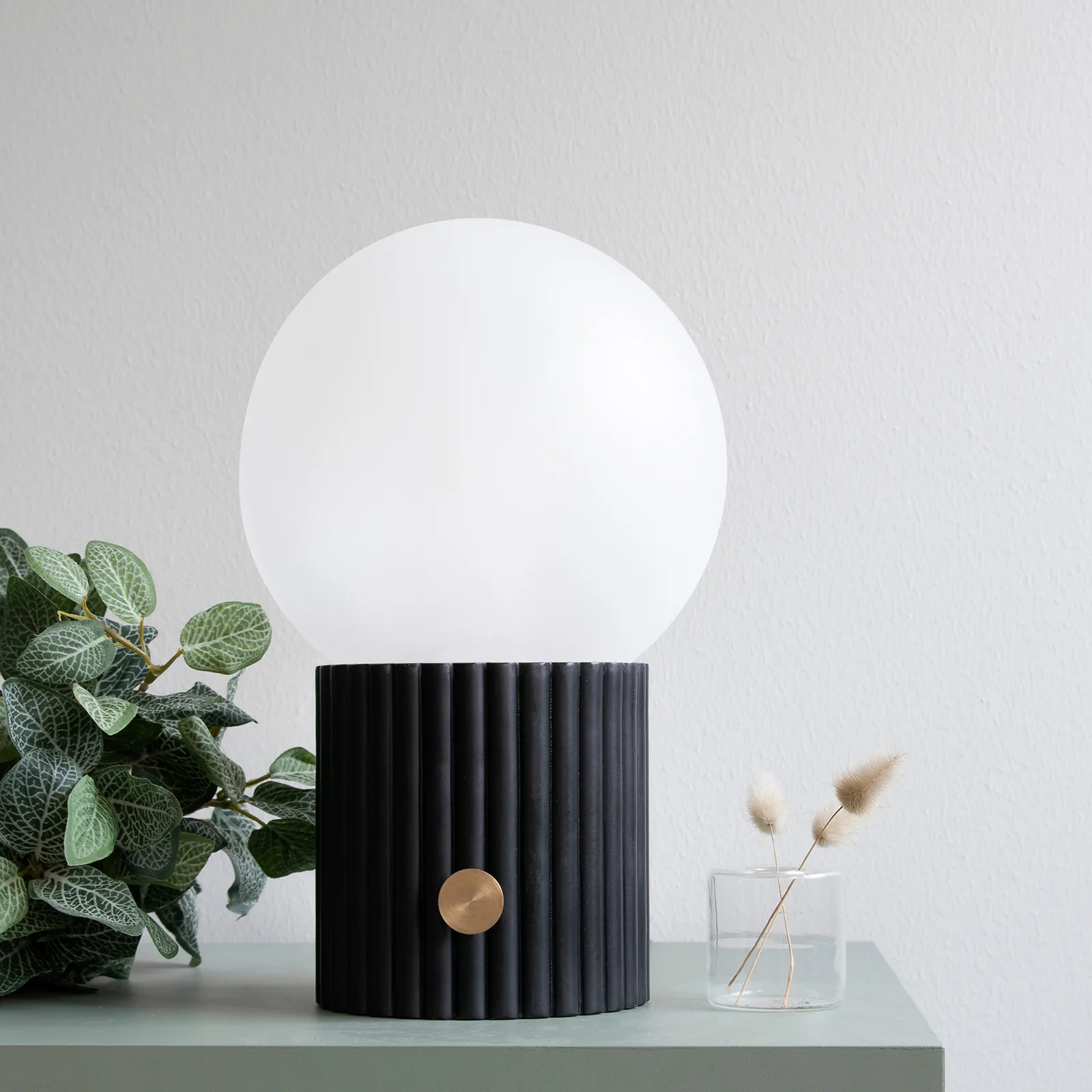 허블 테이블 조명 Ø22 cm, black Globen Lighting | 글로벤라이팅