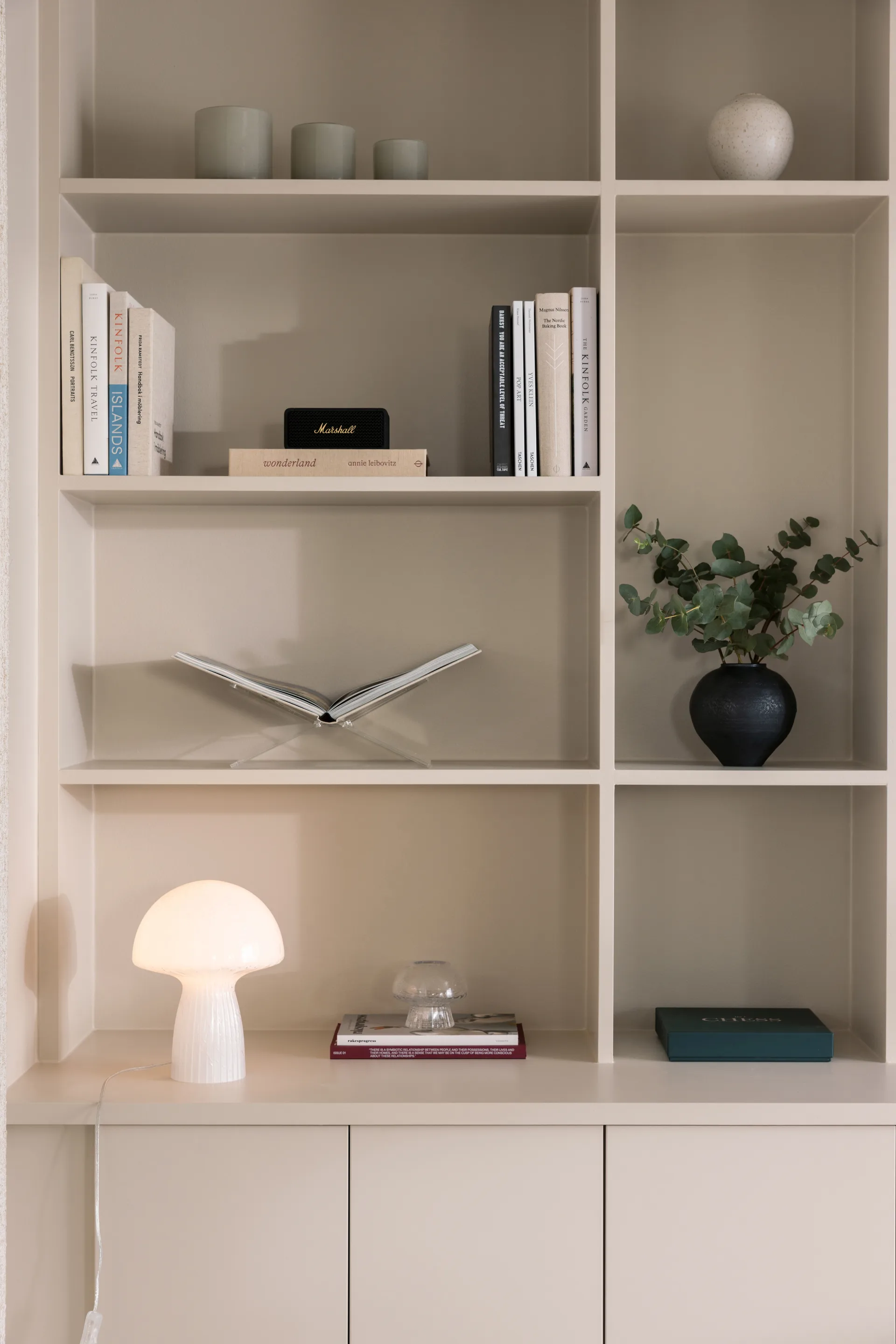 풍고 테이블 조명 스페셜 에디션 화이트, Ø22 cm Globen Lighting | 글로벤라이팅