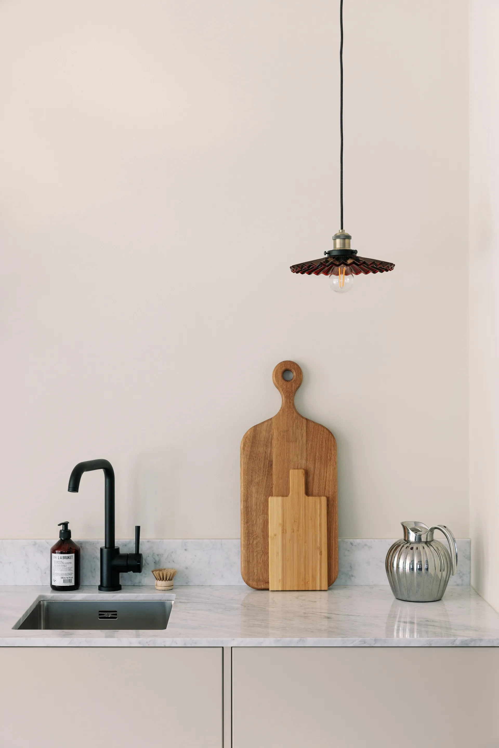 코블러 펜던트 조명 Ø25 cm, Burgundy Globen Lighting | 글로벤라이팅