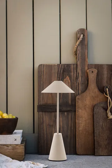 카네스 32 무선 테이블 조명 - Mud - Globen Lighting | 글로벤라이팅