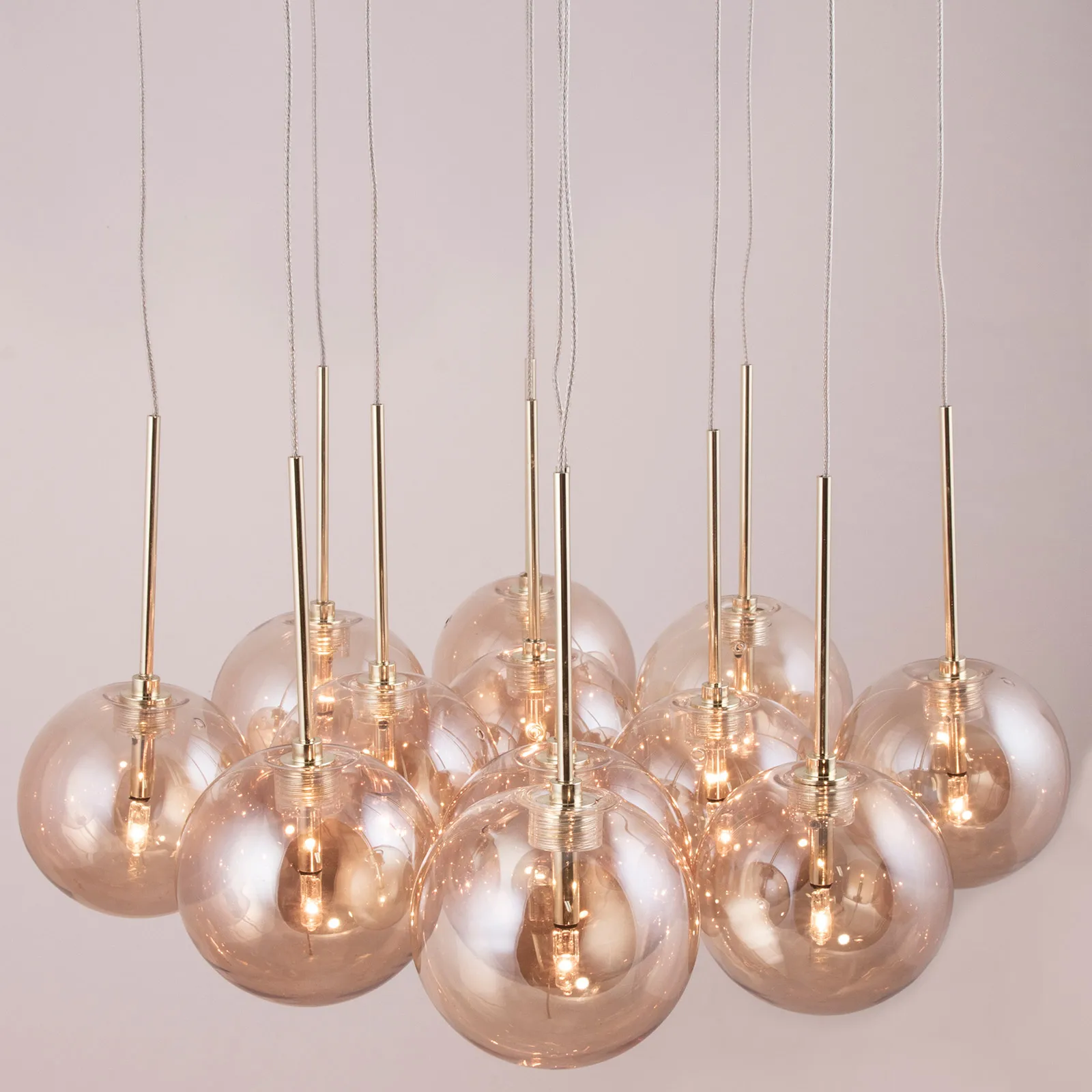 스카이폴 펜던트 조명, Amber Globen Lighting | 글로벤라이팅