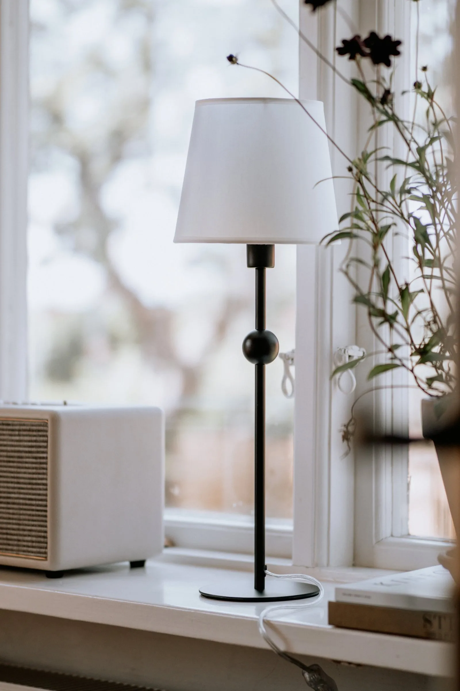 아스트리드 테이블용 조명 베이스, Black Globen Lighting | 글로벤라이팅