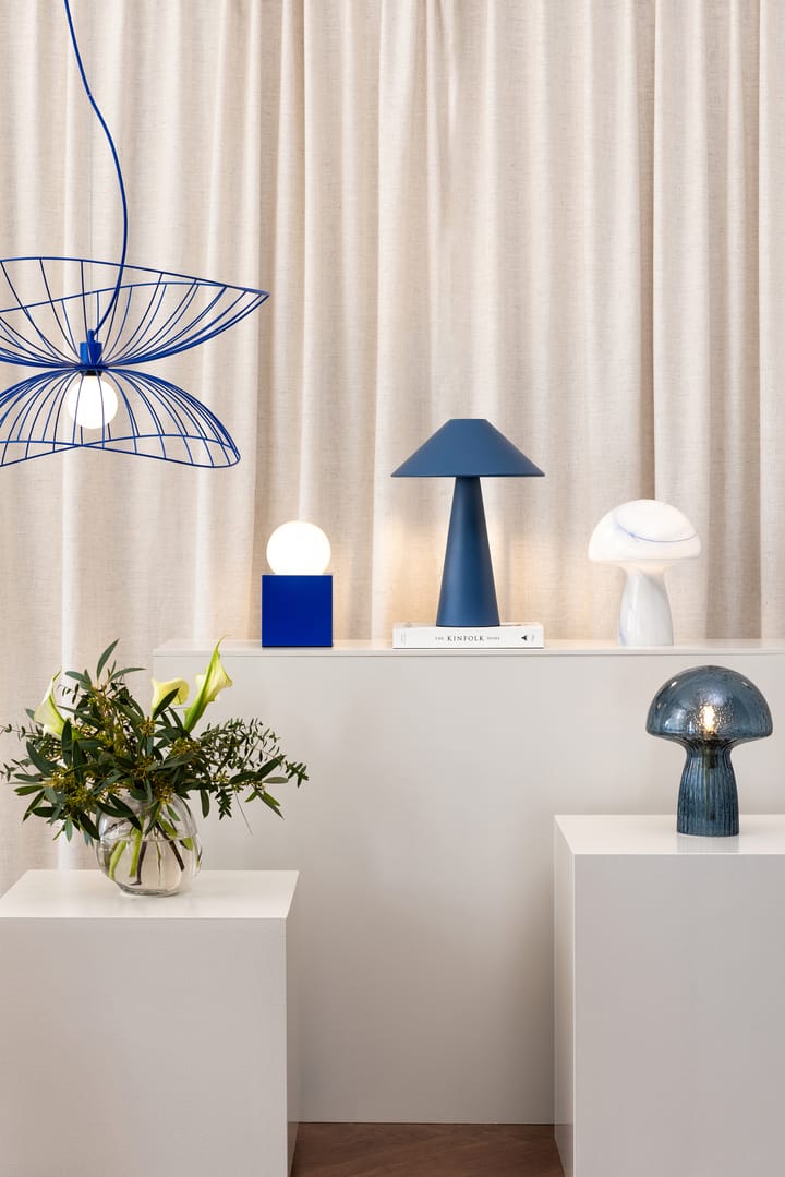 Bob 14 테이블 조명, Blue Globen Lighting | 글로벤라이팅
