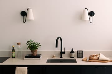 루 벽 조명 - Bouclé white-black - Globen Lighting | 글로벤라이팅